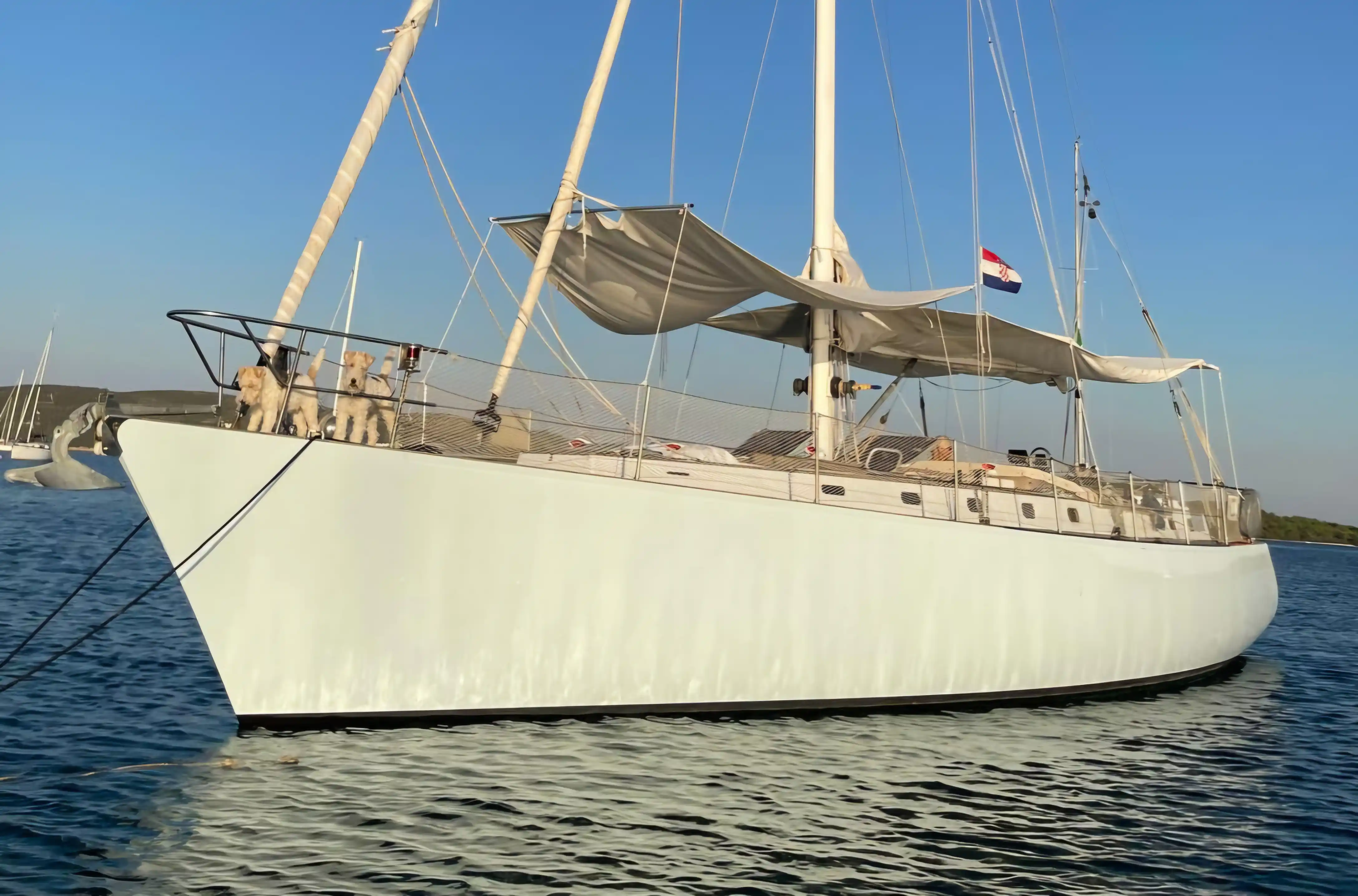 Morri & Para One-Off 50 ULDB Exterior