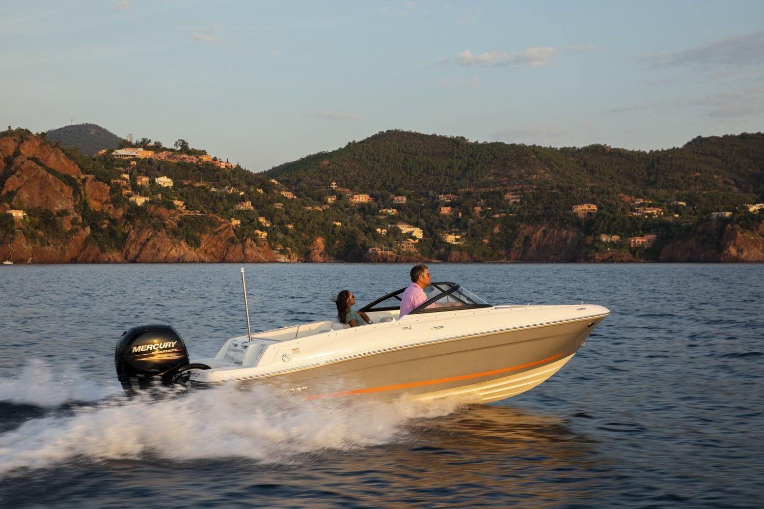 Bayliner VR4 Outboard
