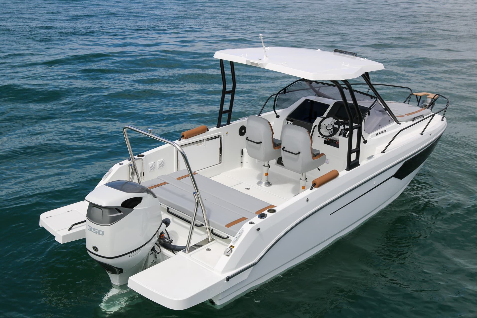 Exterior del Beneteau Flyer 8 SUNdeck