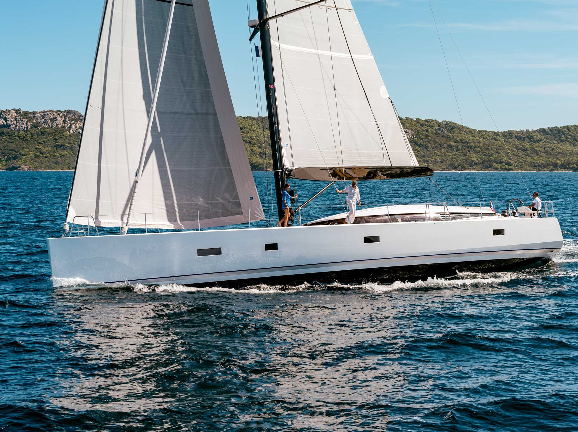 CNB Yacht Builders 76