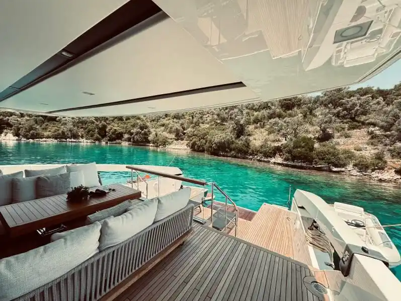 2024 Sanlorenzo SX88 For Sale | Pre-Owned Motor Yacht Price & Photos