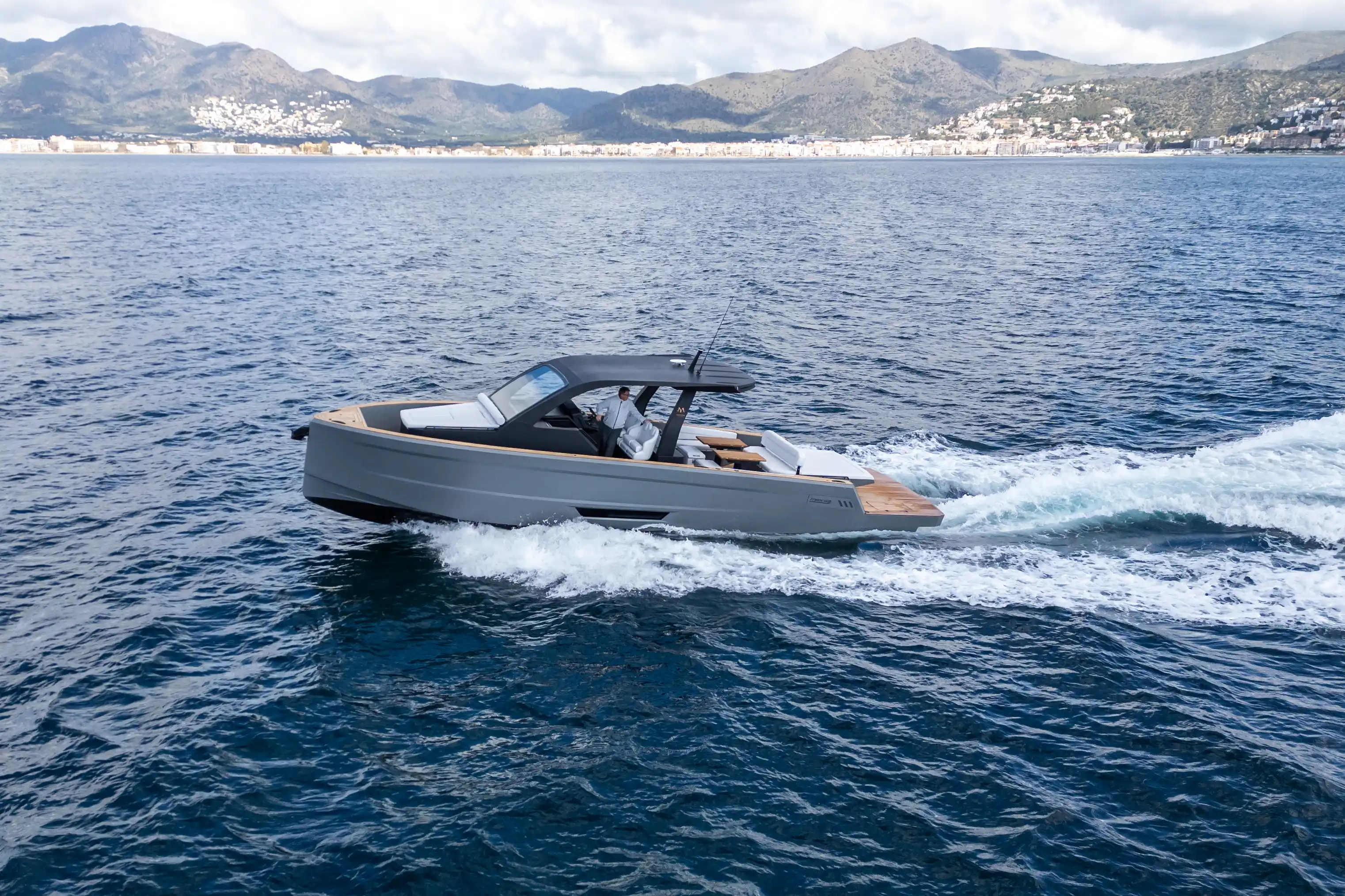 Maxim Yachts MAX43 Comfort