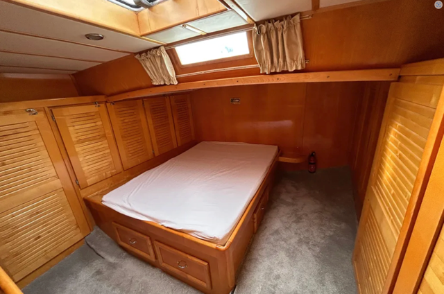 3 cabins 2 wc