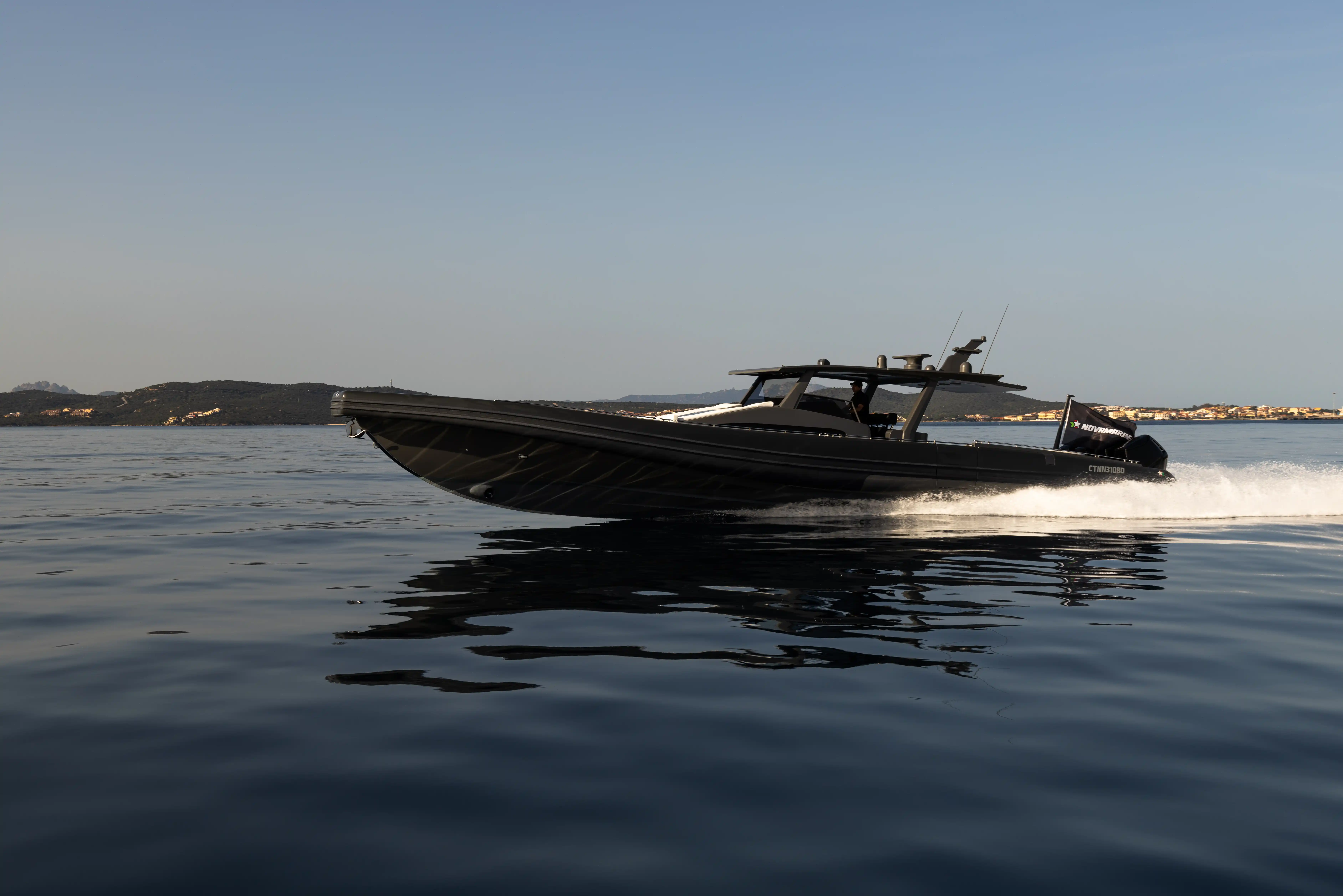 Novamarine Black Shiver 160 - Outboard