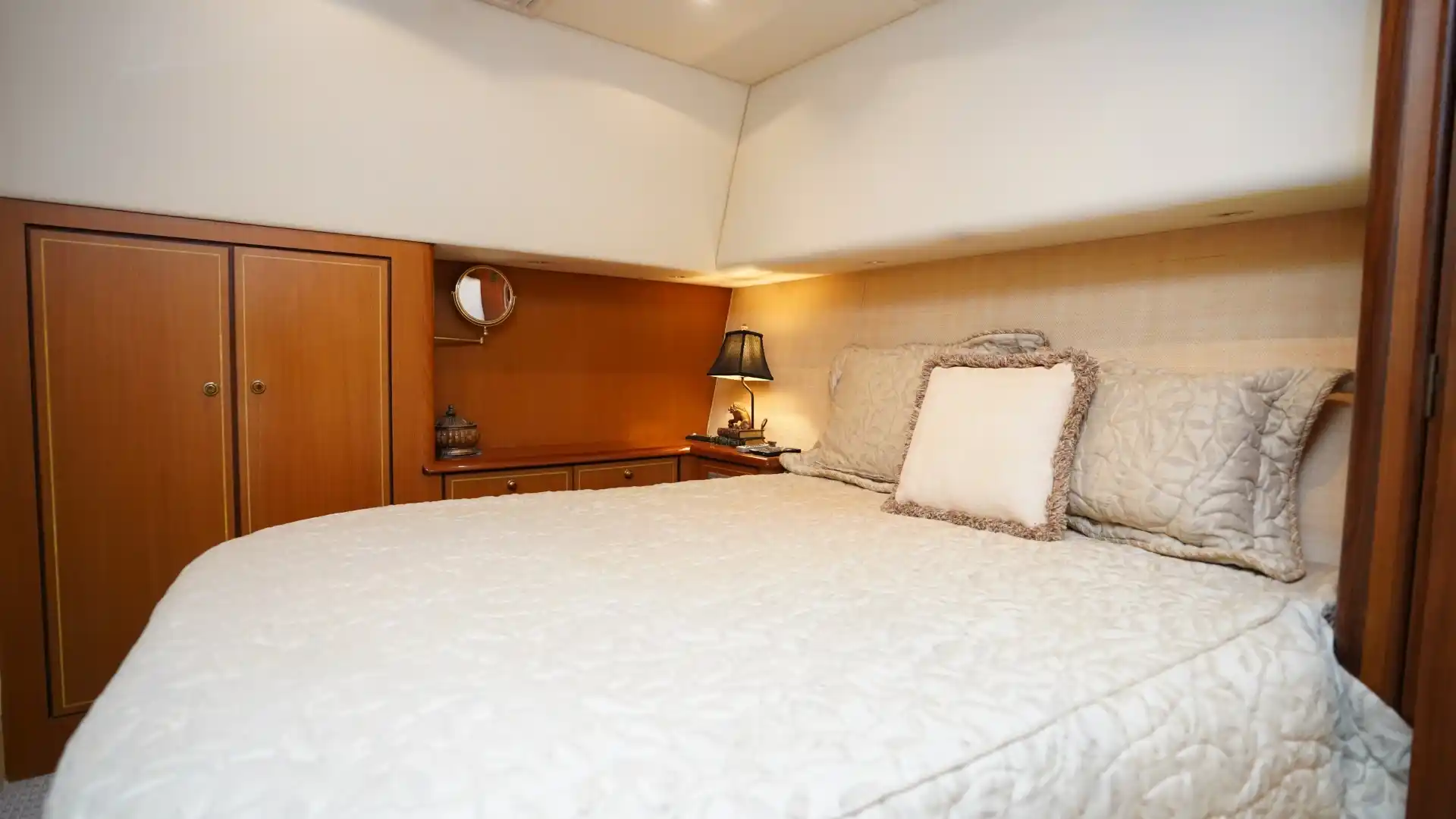 Standard 3-Stateroom / 2-Head Layout