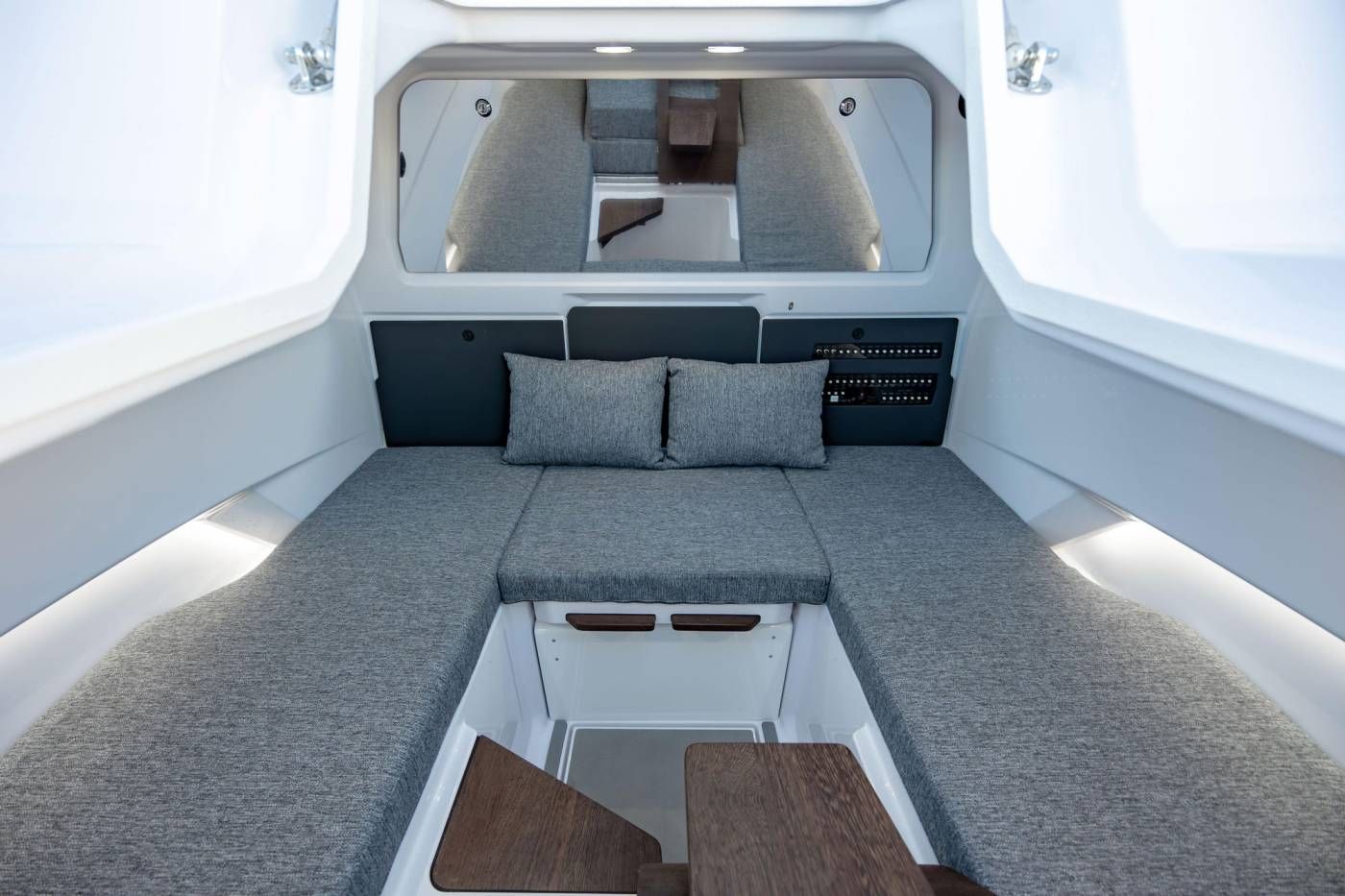 Yacht photo 4