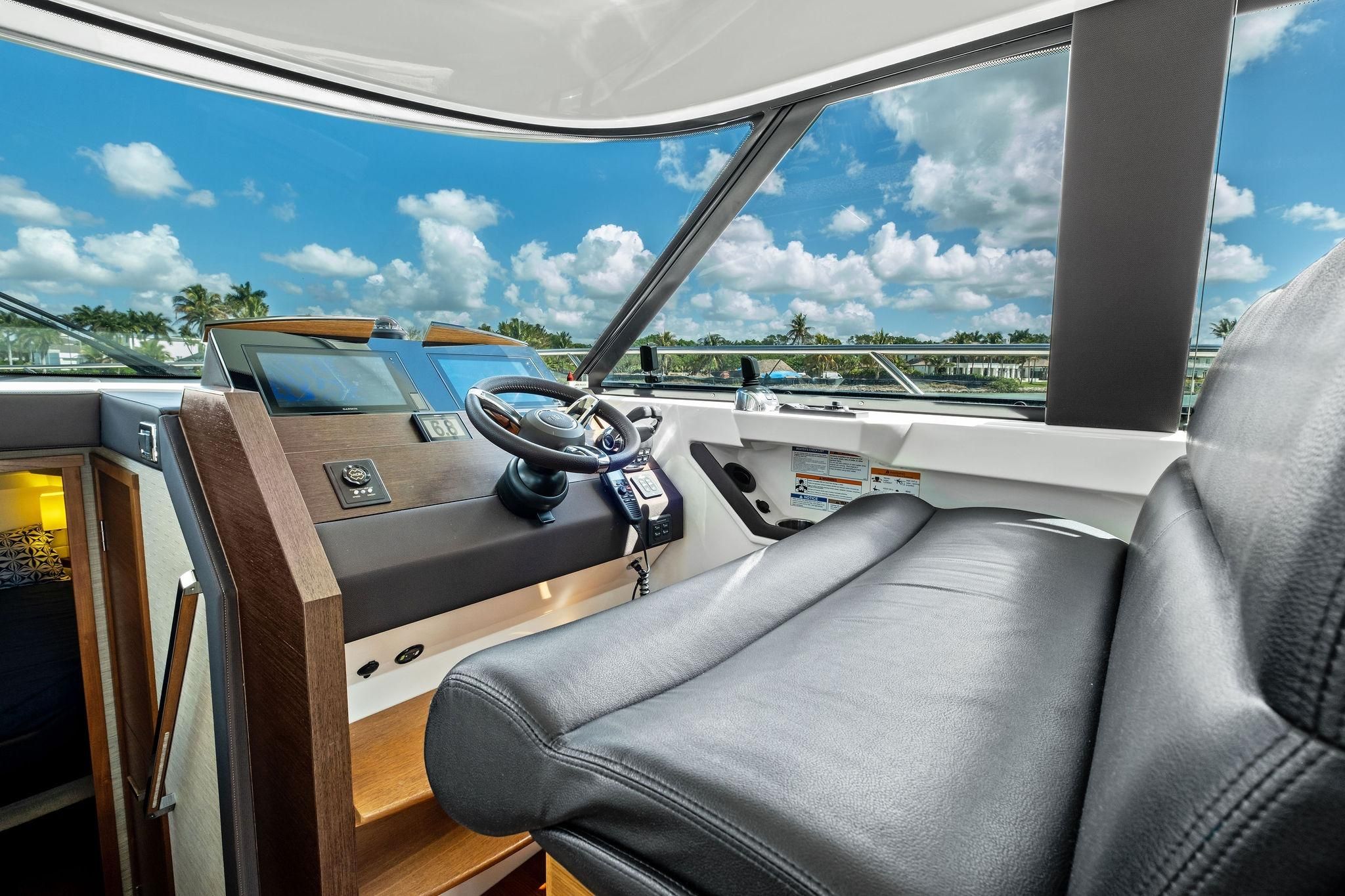 2018 Tiara Yachts C44 Coupe For Sale | Pre-Owned Express Cruiser Price ...