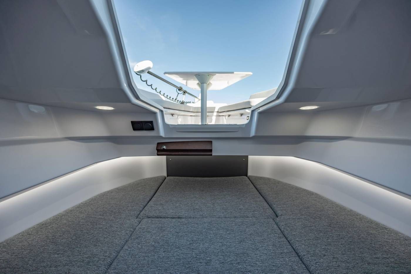 Yacht photo 2