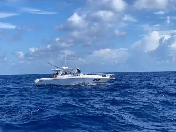2008 Intrepid Powerboats 390 Sport Yacht For Sale | Pre-Owned Express ...