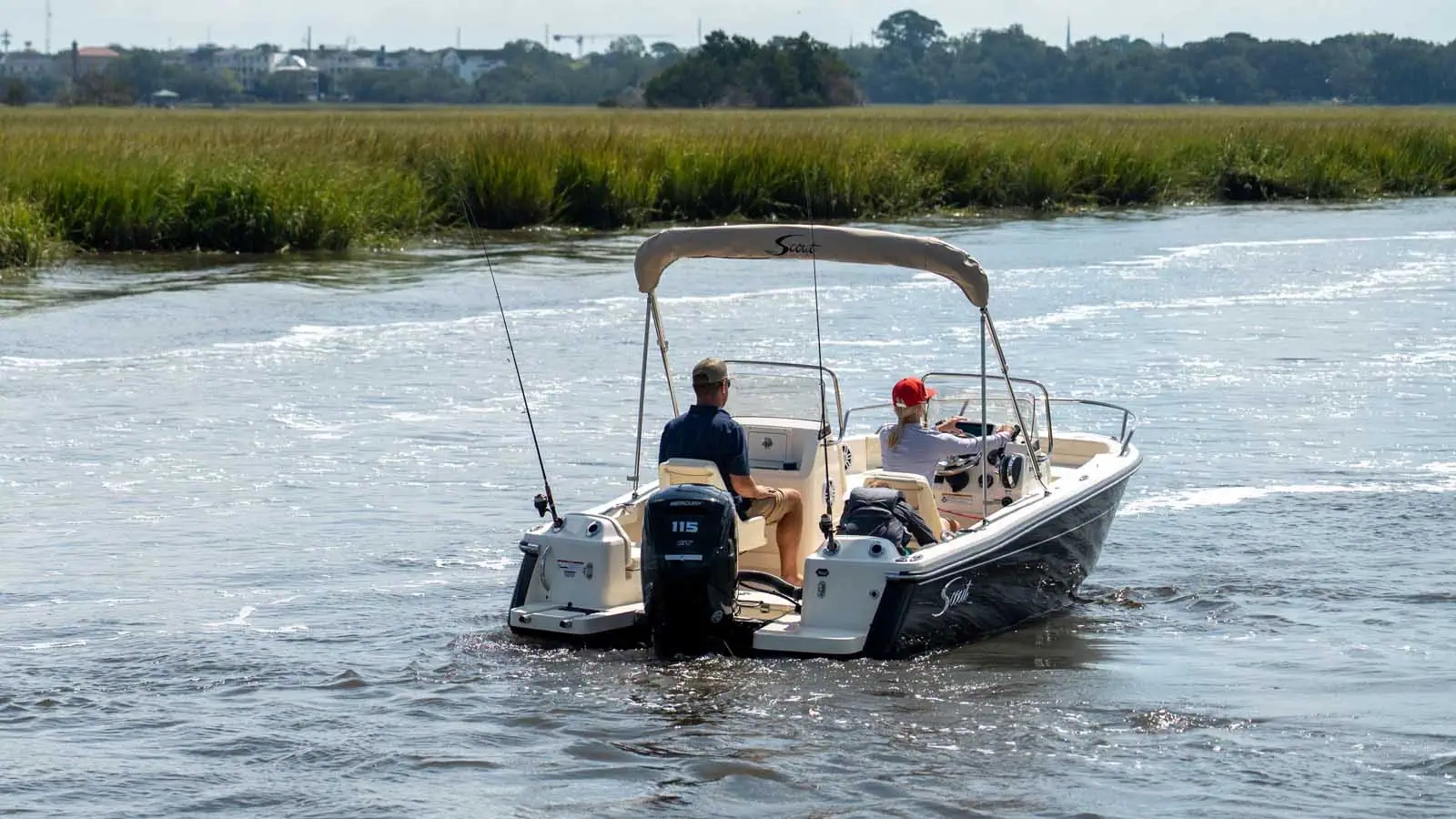 Scout Boats 188 Sport Dorado Exterior