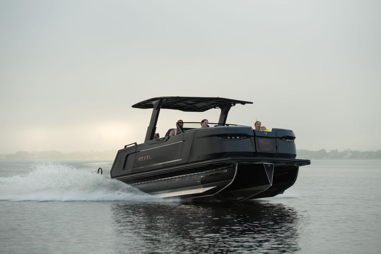 Revel RS25L Exterior