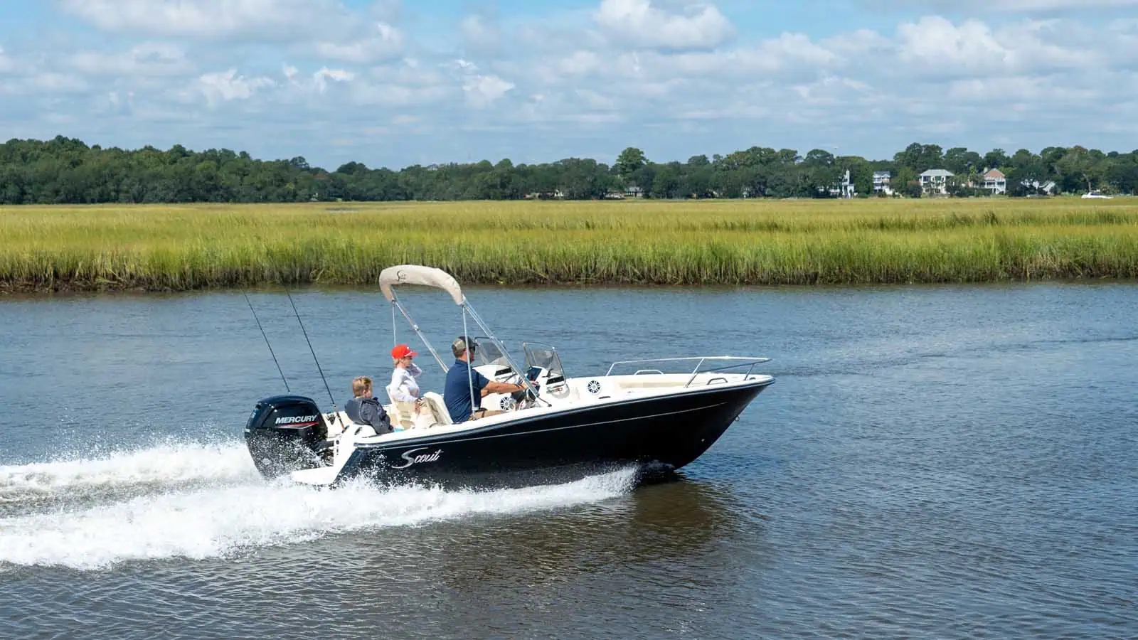 Scout Boats 188 Sport Dorado Exterior