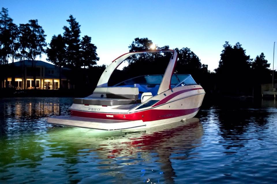 Exterior del Regal 2550