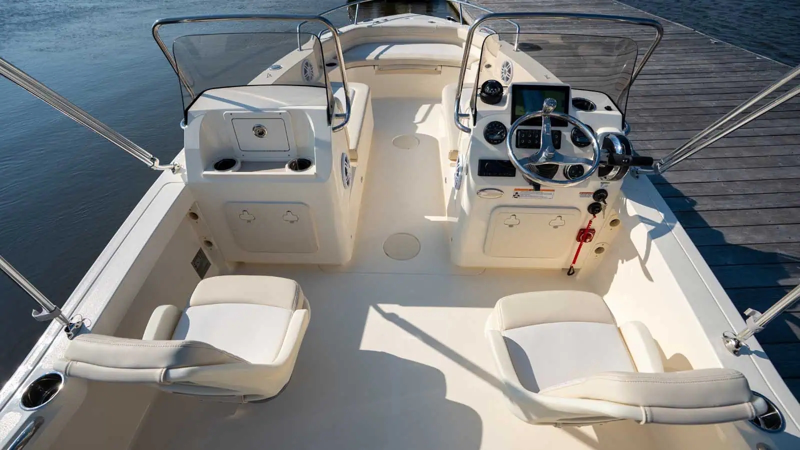 Scout Boats 188 Sport Dorado Interior