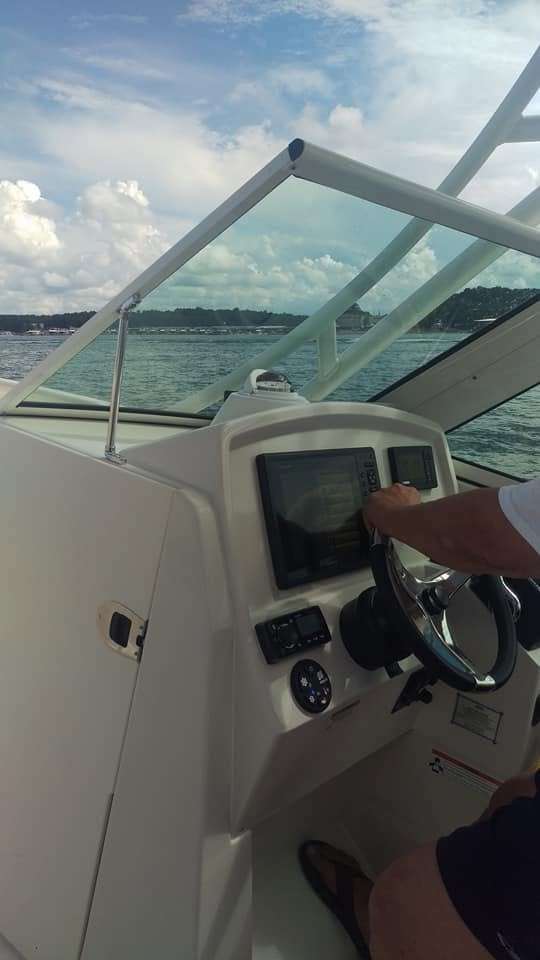 Interni del Sailfish 275 DC