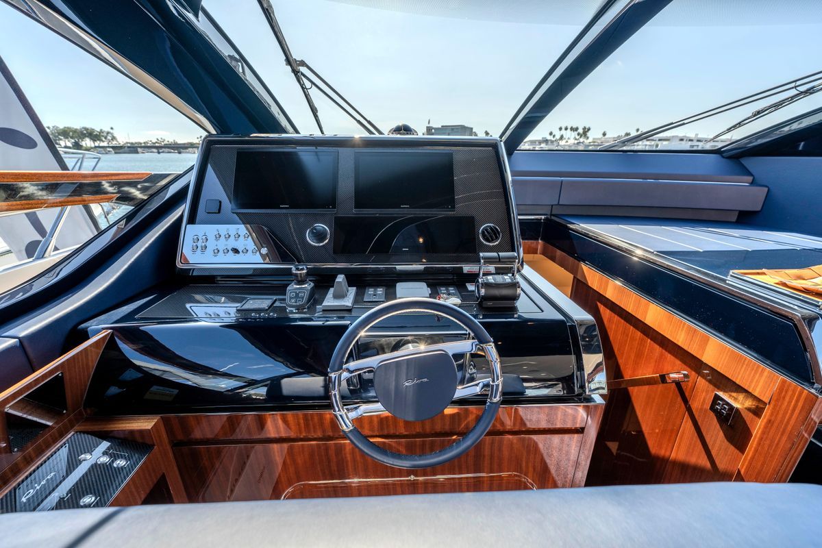 Riva 66' Ribelle