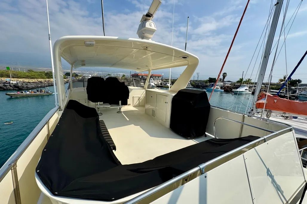 Yacht photo 2