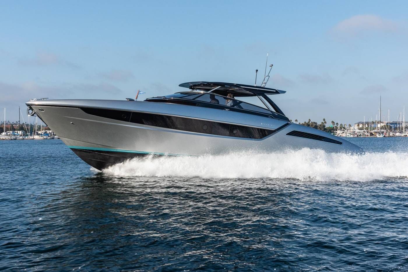 Yacht photo 4