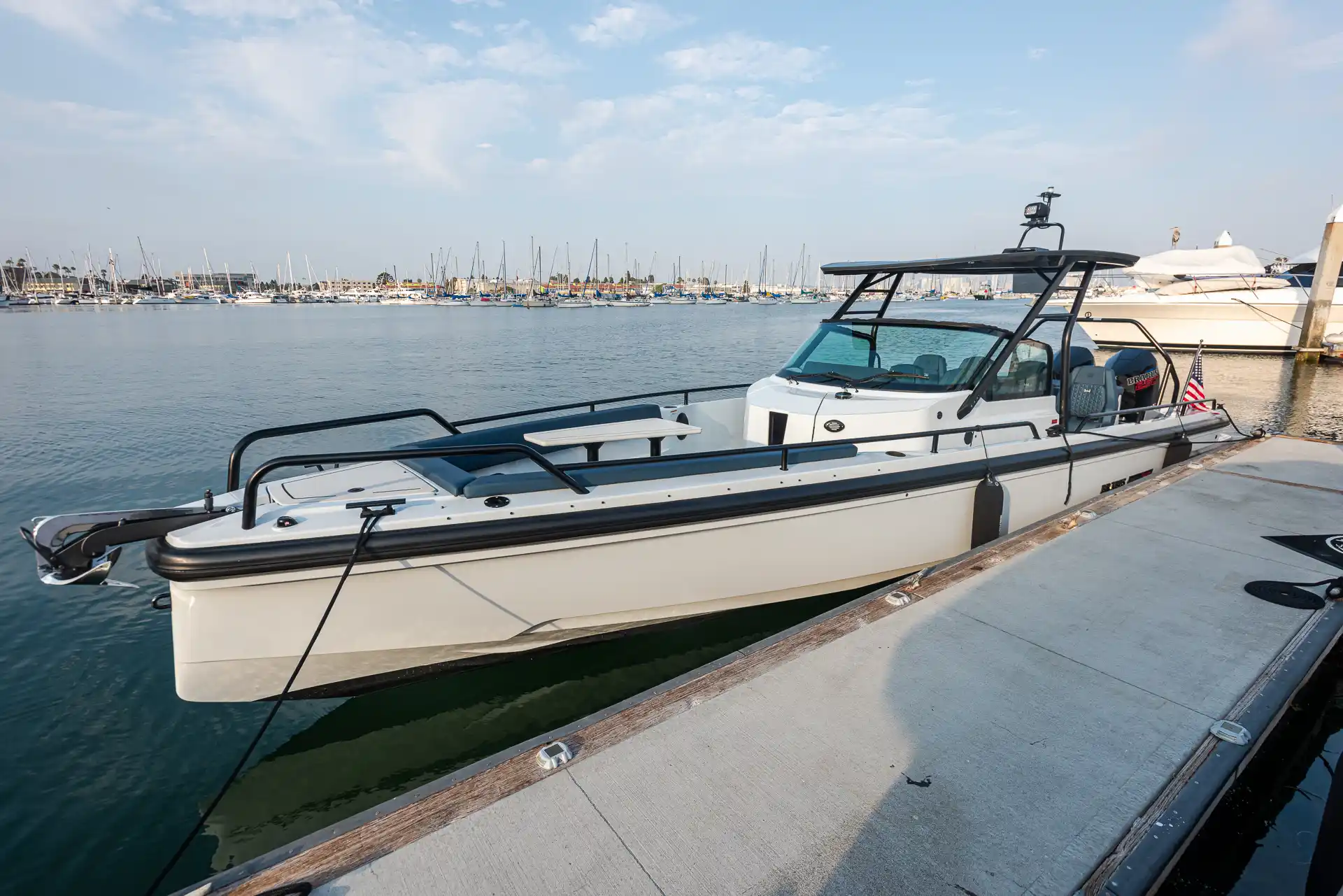 Yacht photo 1