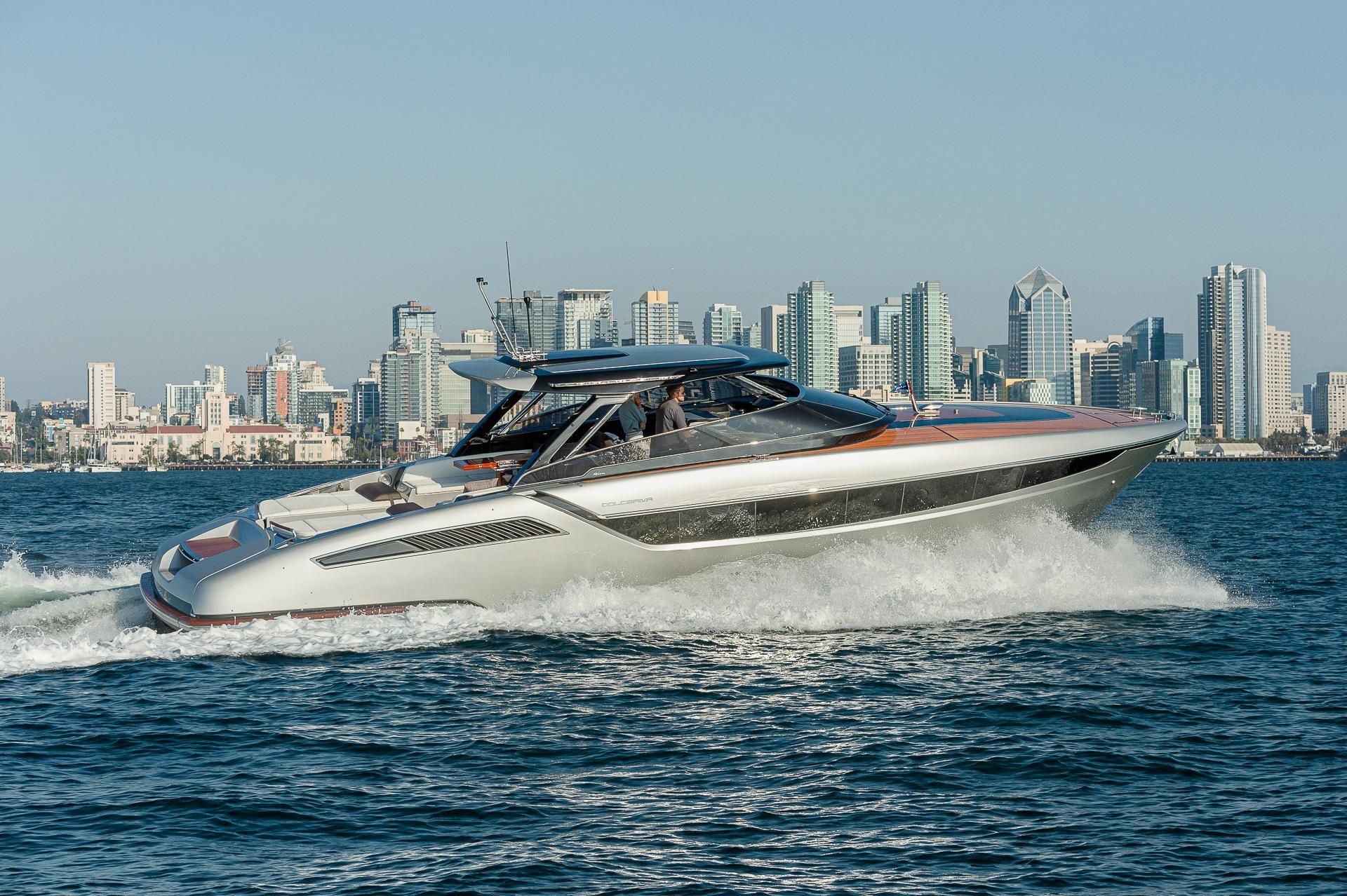 Yacht photo 2