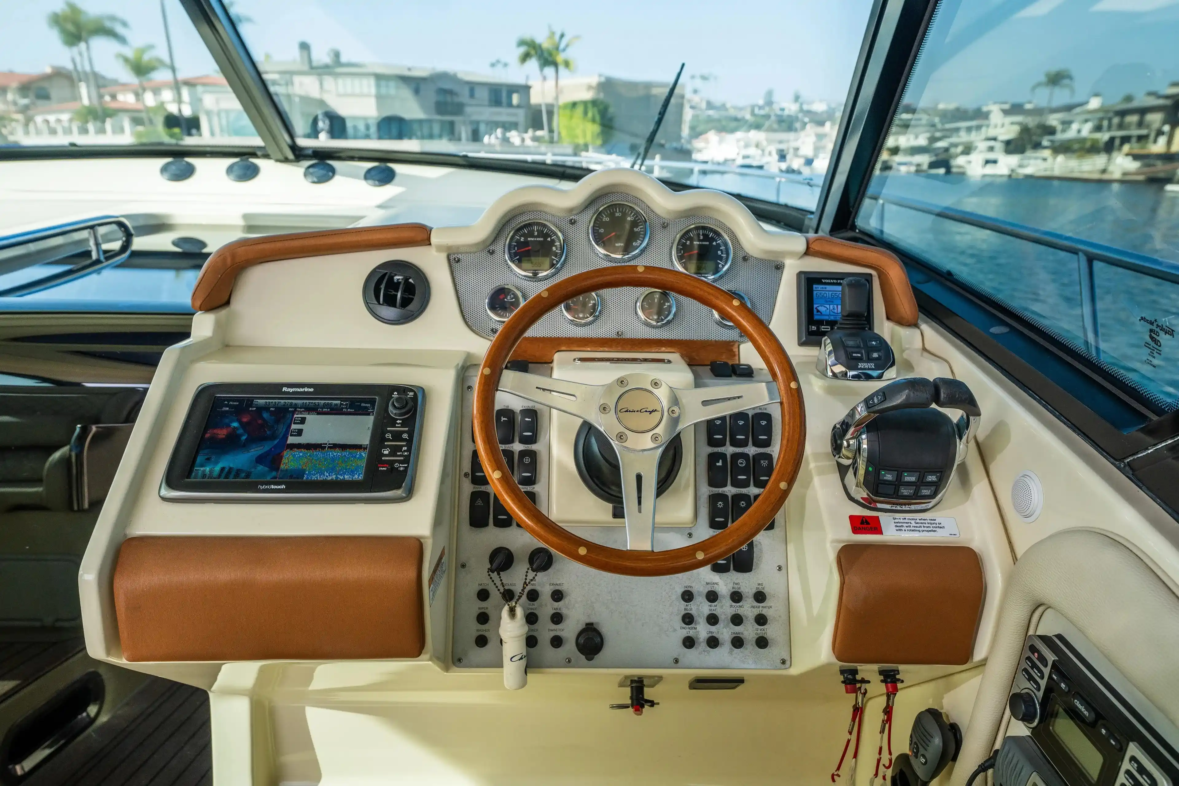 Yacht photo 1