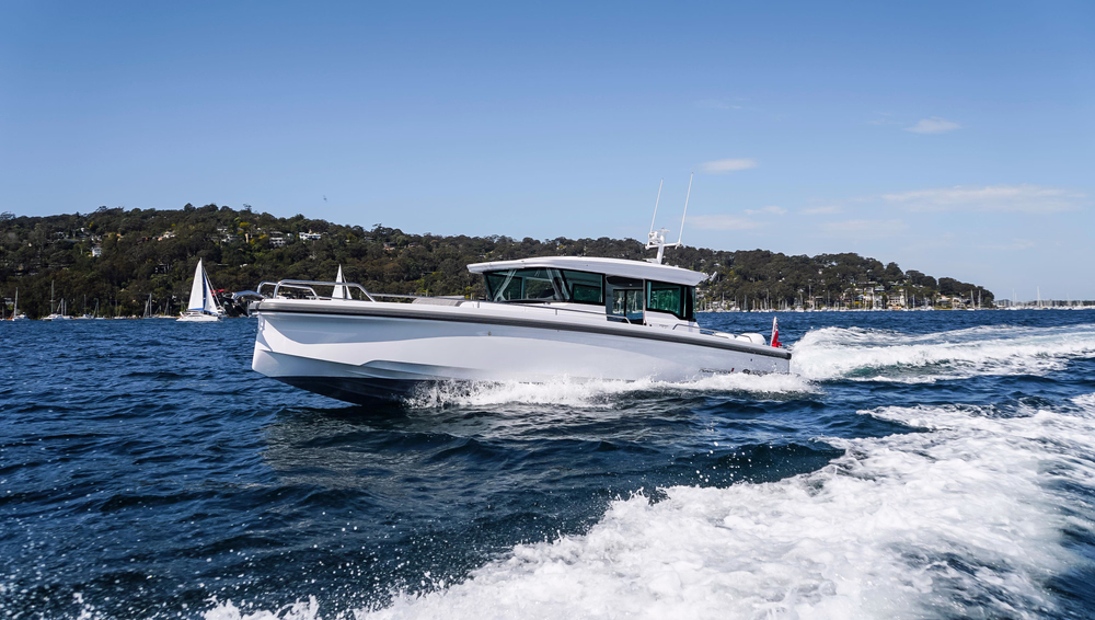 Axopar 37 XC Cross Cabin