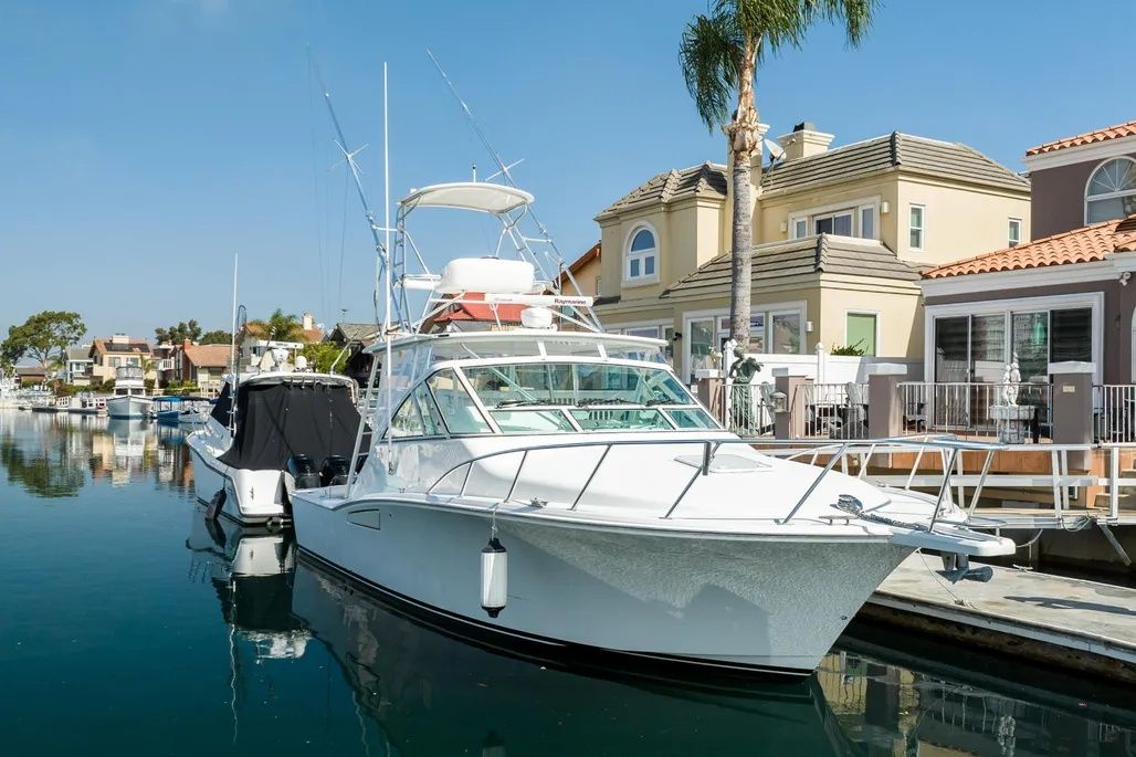 Yacht photo 2