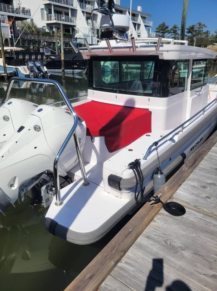 Axopar 28 Cabin