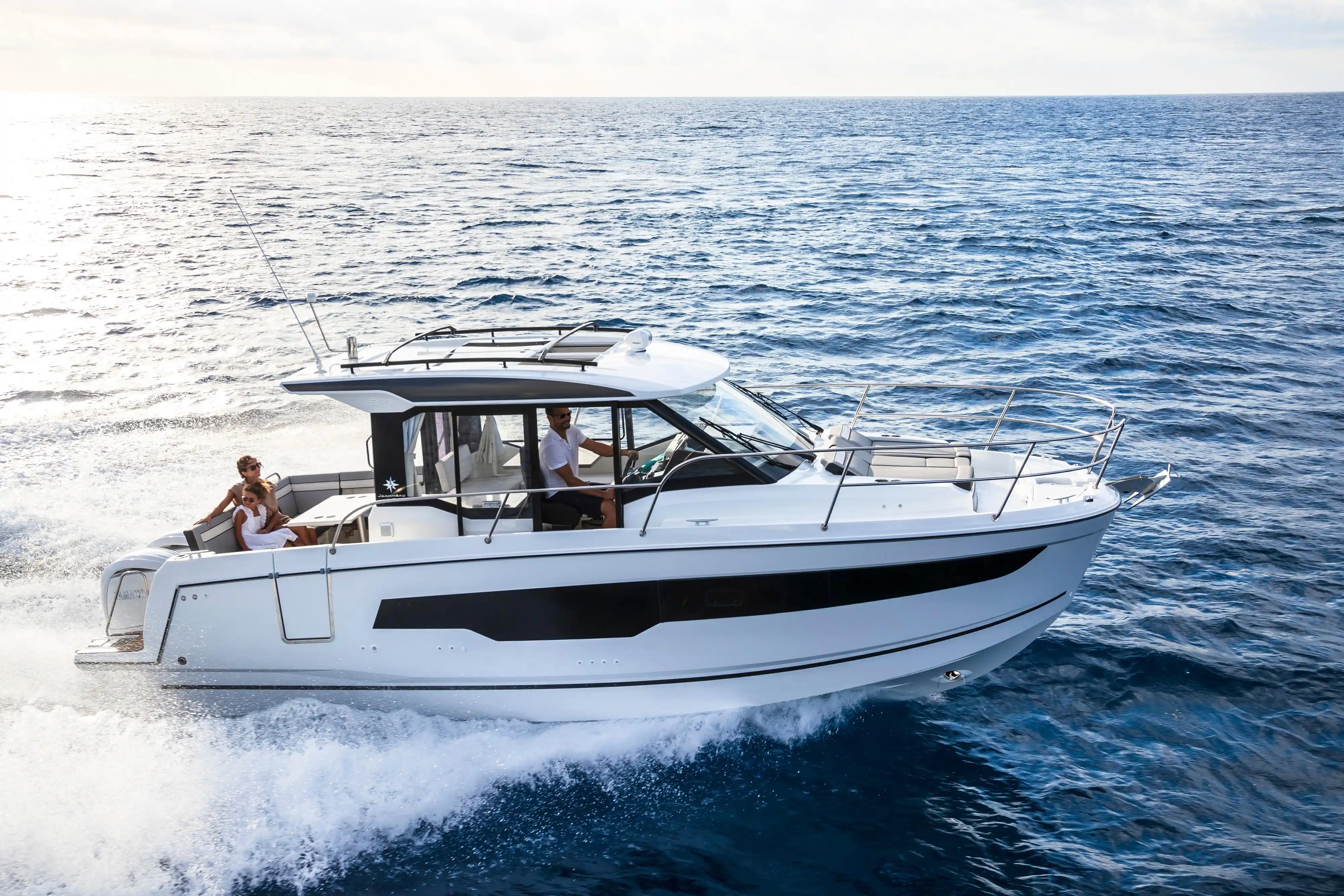 Yacht photo 4