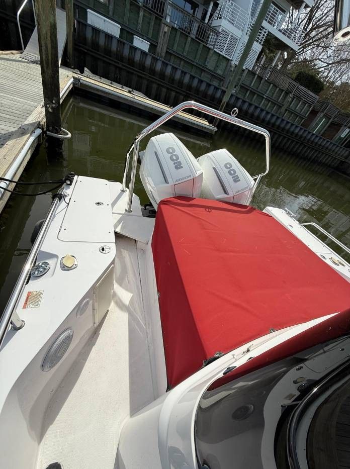 Yacht photo 1