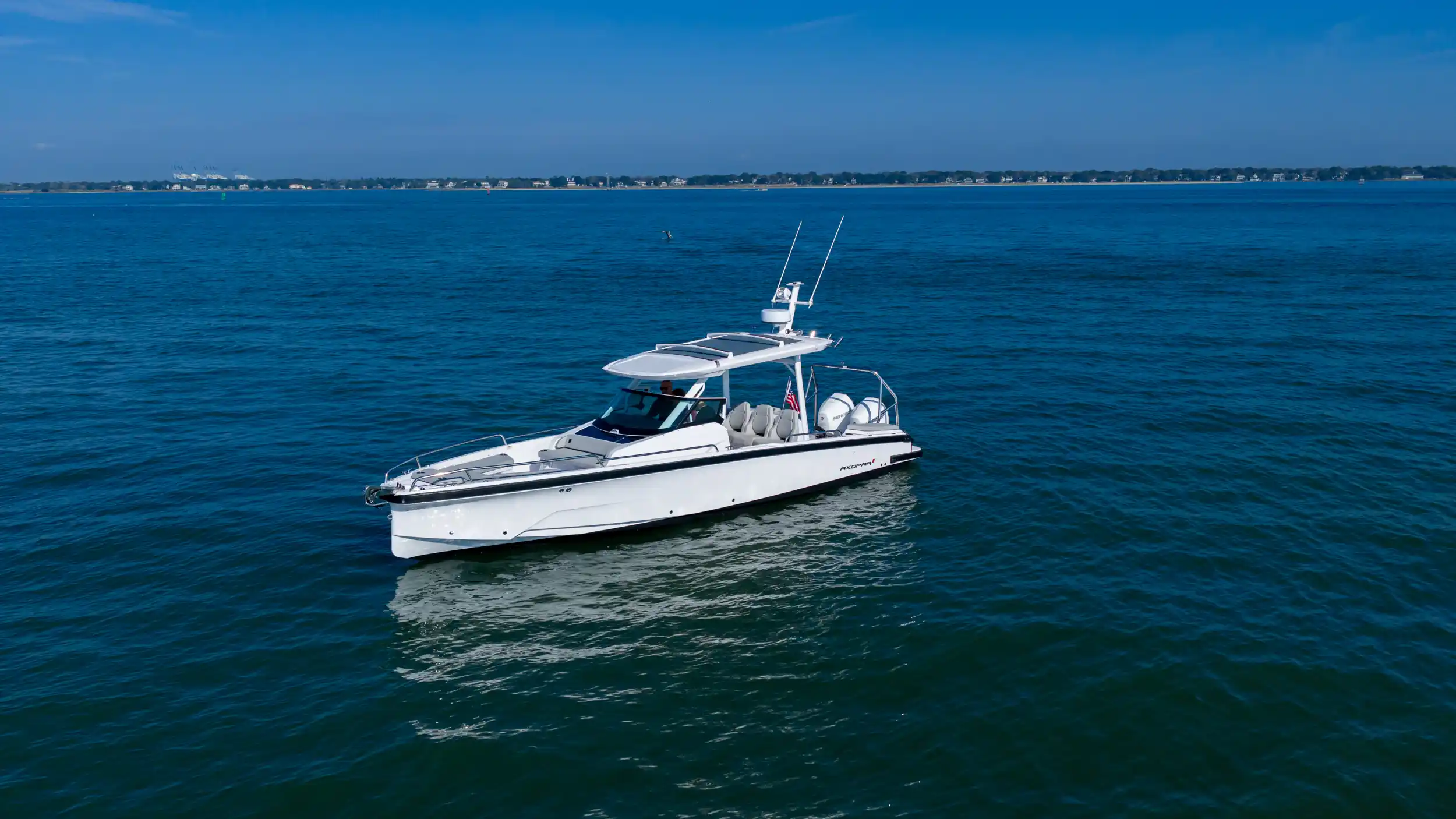 Yacht photo 4