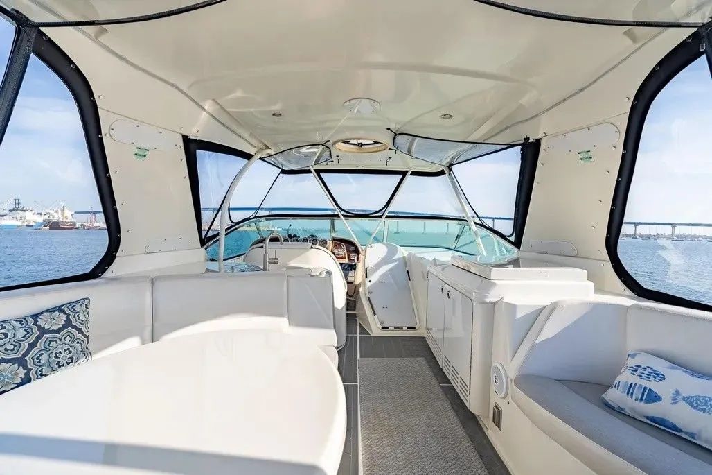 Yacht photo 2