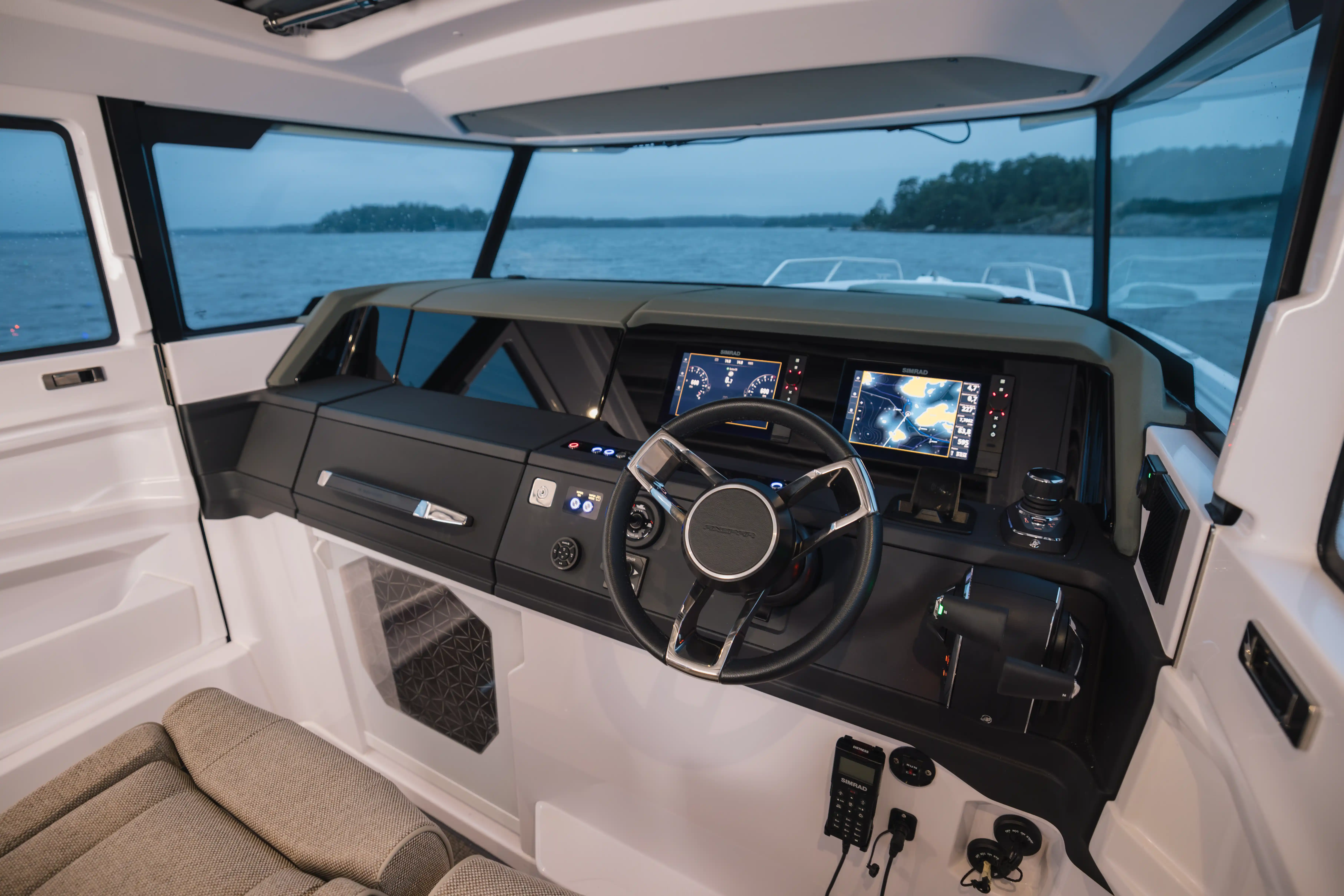 Yacht photo 1