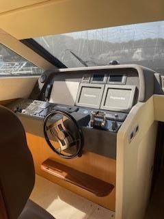 Ferretti 681