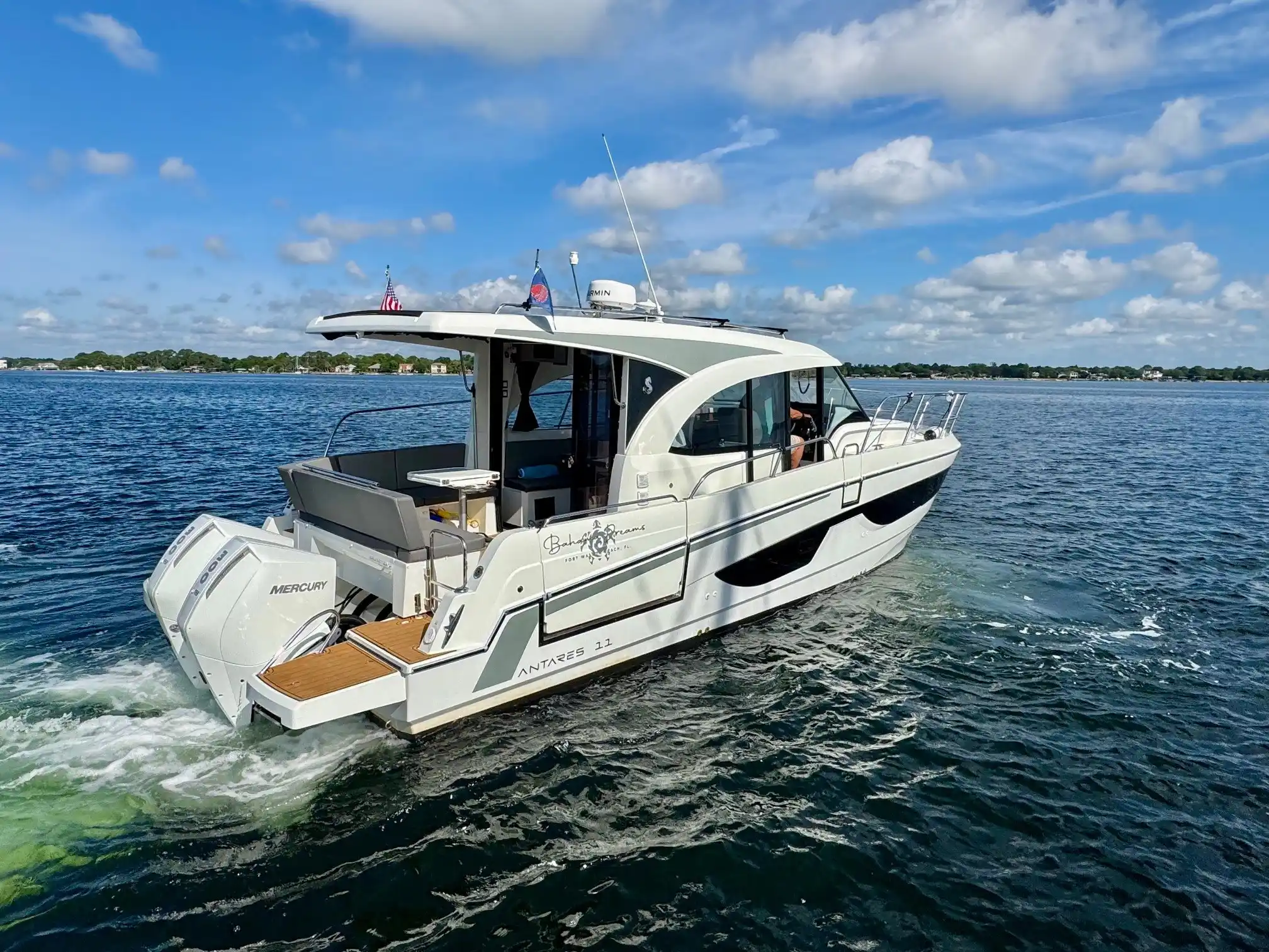 slider-9 Stbd Aft Quarter 2.jpg