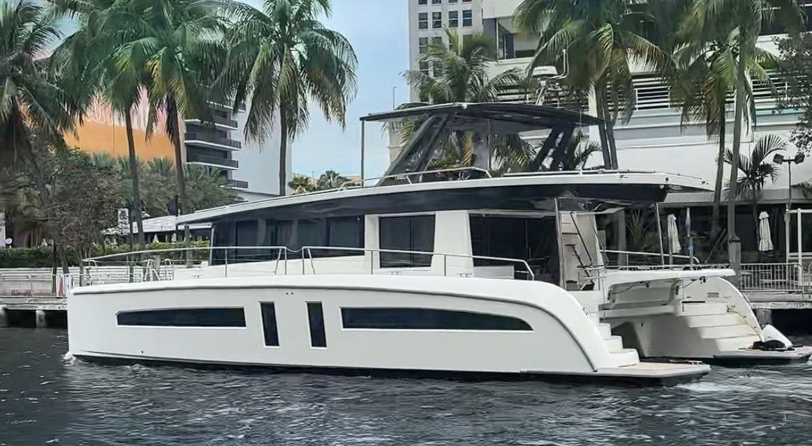 slider-Alva OE 54 port side profile - Cropped.jpg