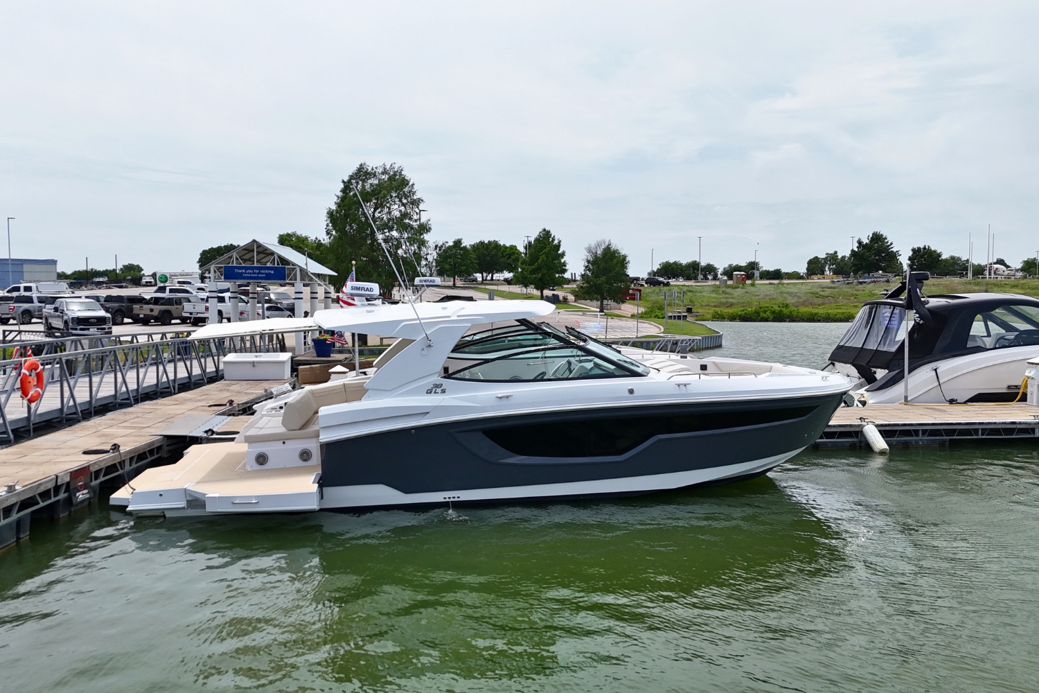 2026 Cruisers Yachts 38 GLS for sale on YachtWay, same model as on display at FLIBS 2026