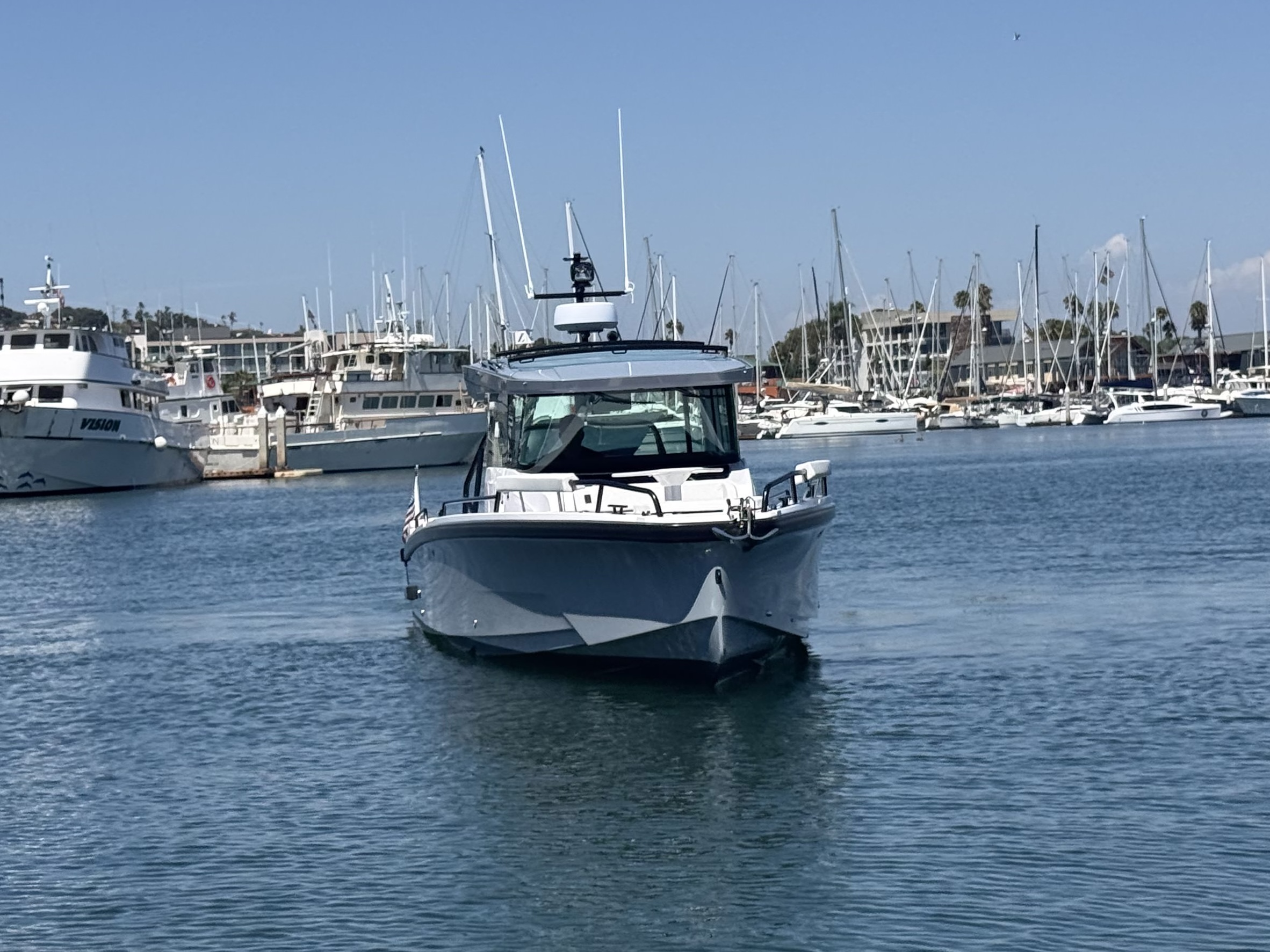 Yacht photo 4