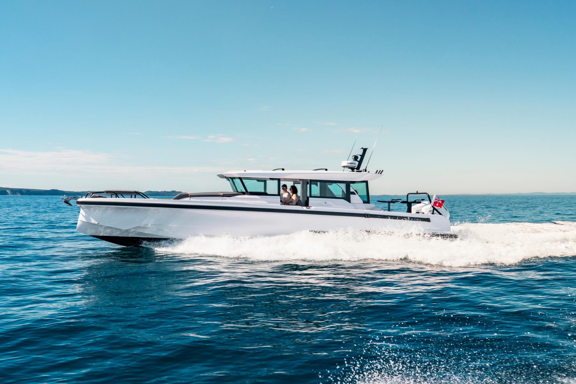 2027 Axopar 38 XC Cross Cabin