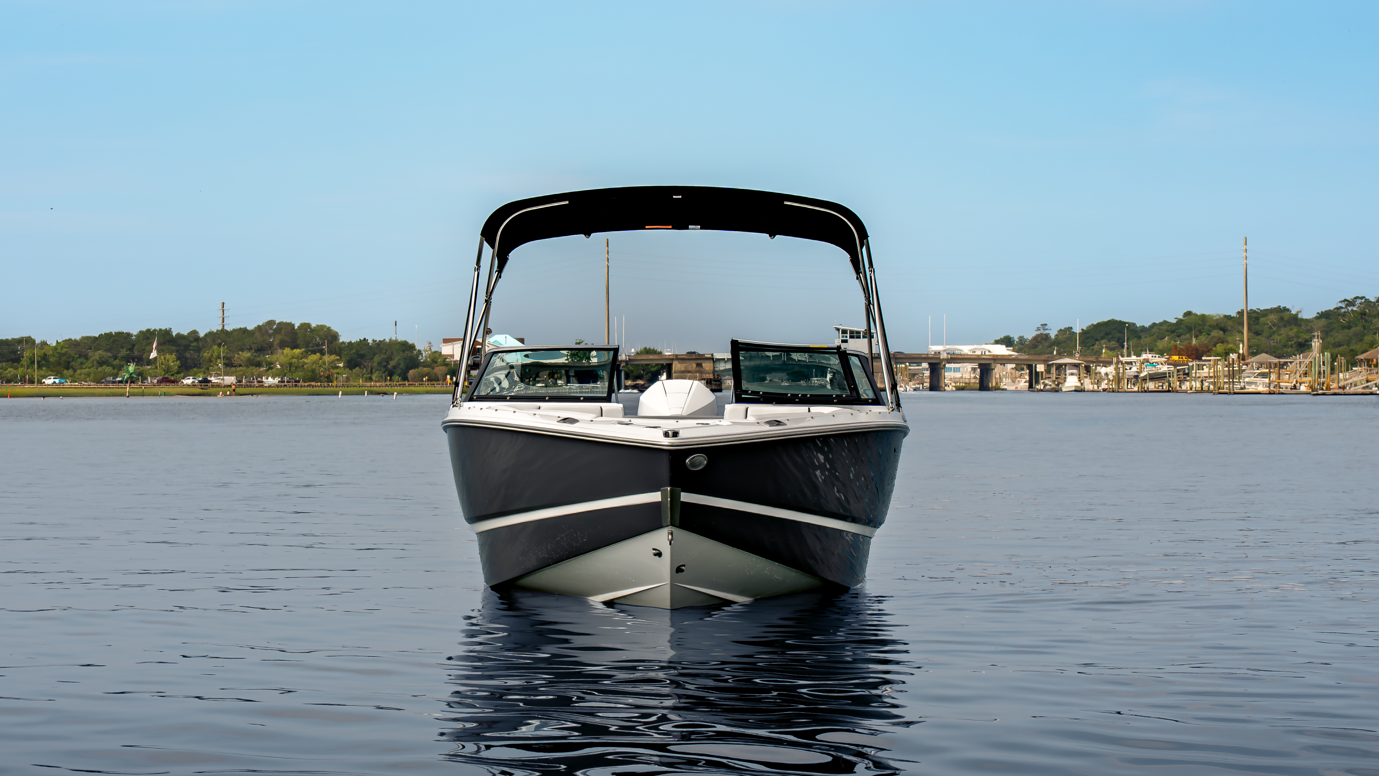 Yacht photo 4