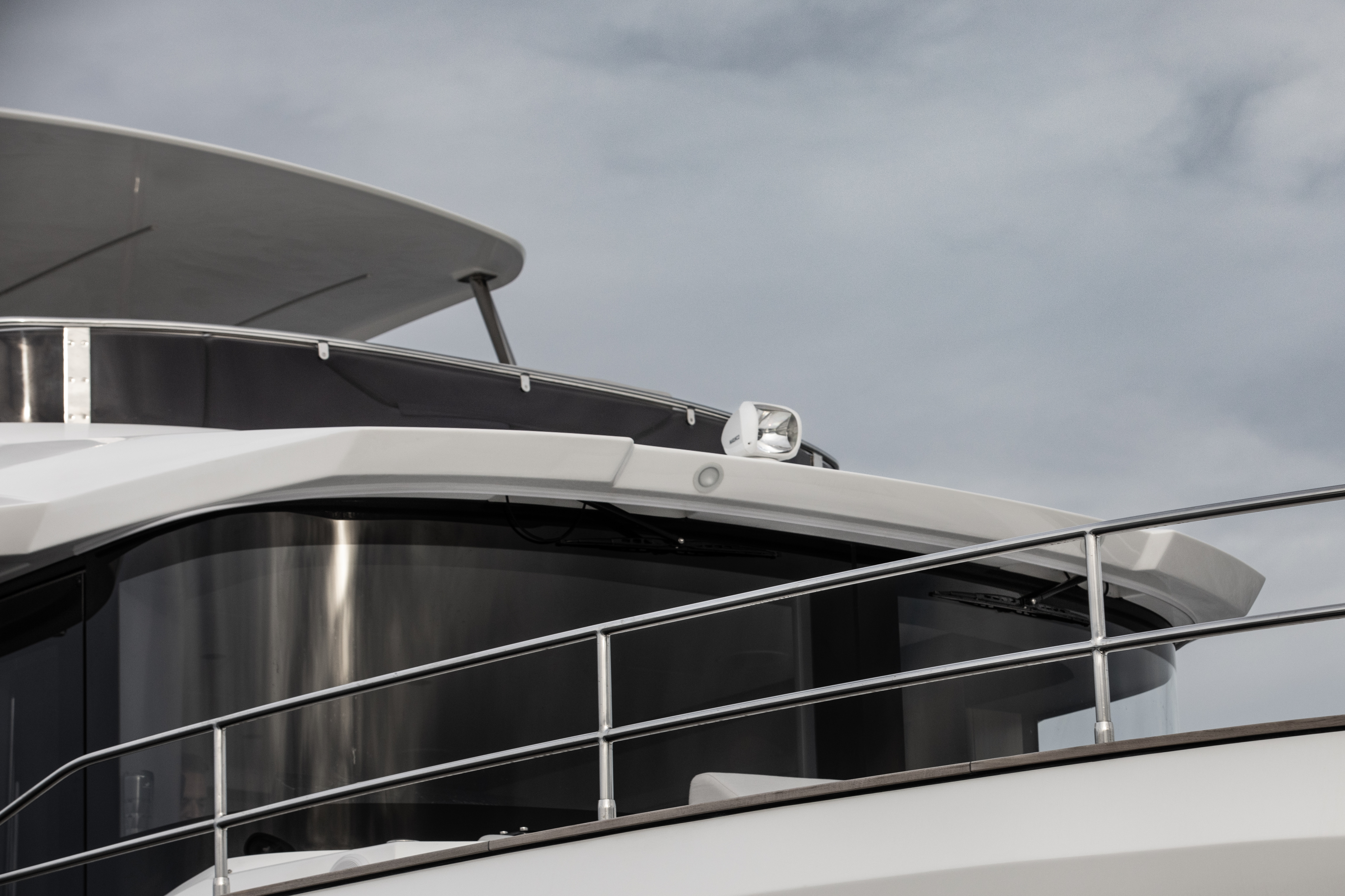 Exterior 10