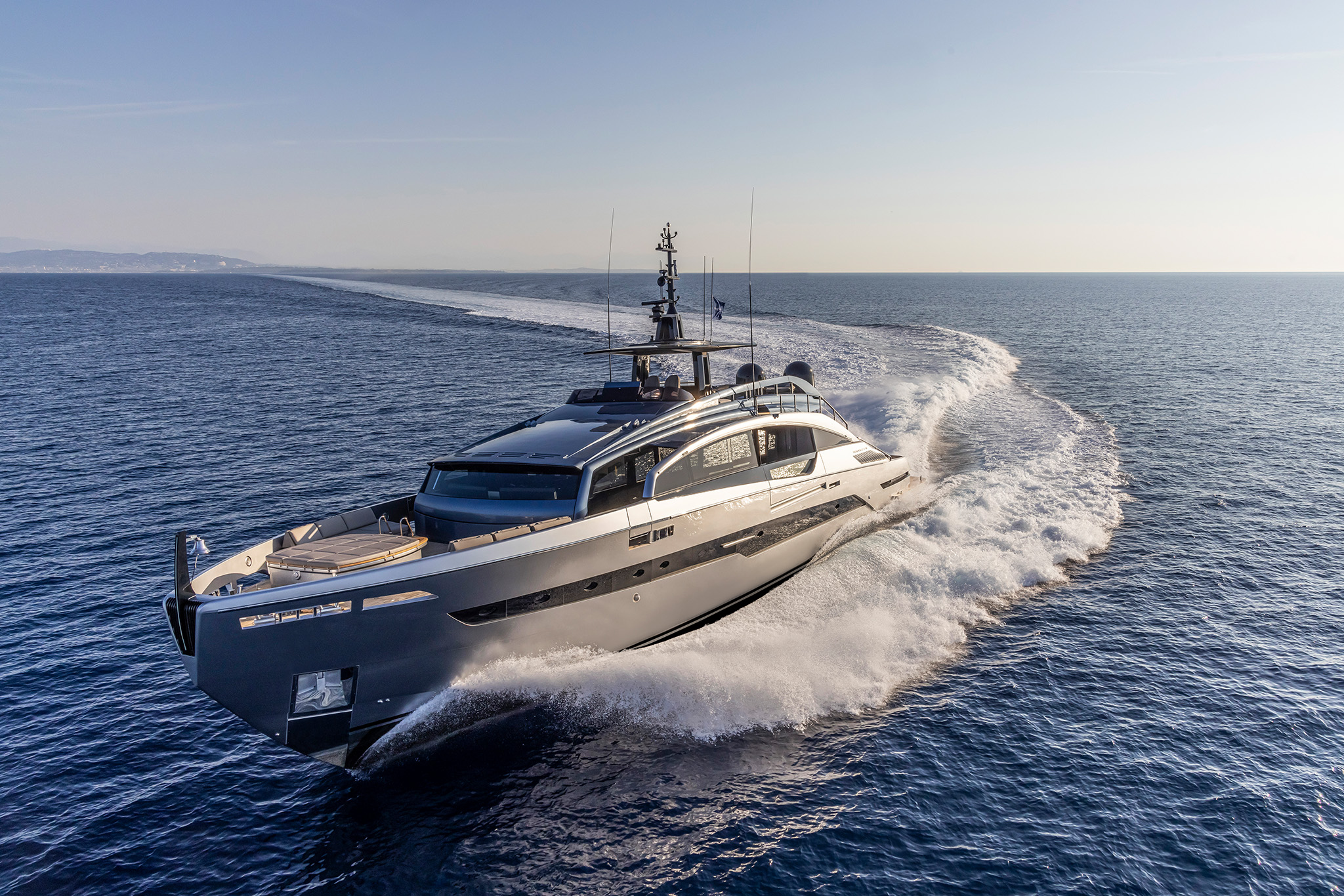Yacht photo 4