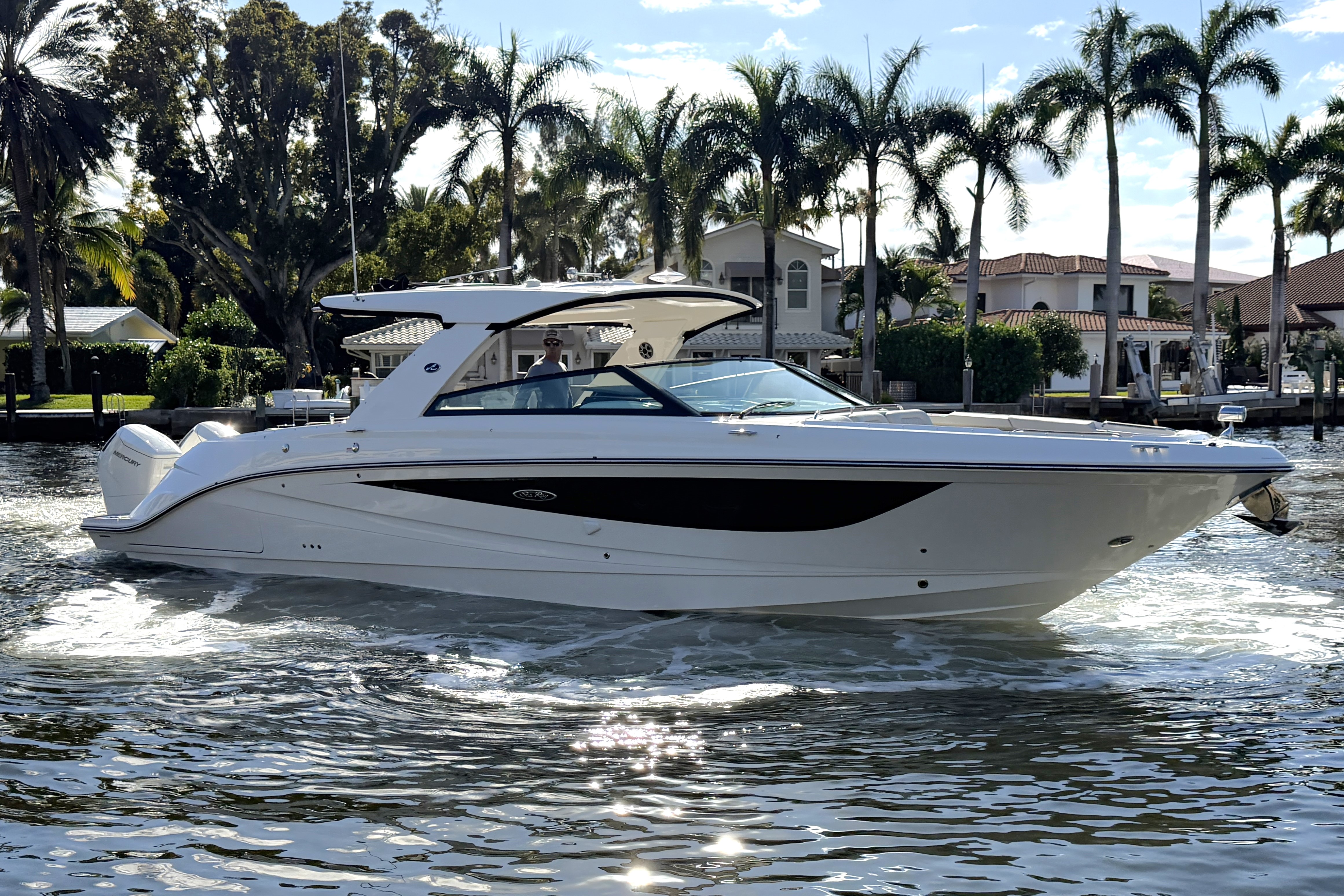 2026 Sea Ray SLX 400 Outboard for sale, on display at FLIBS 2026