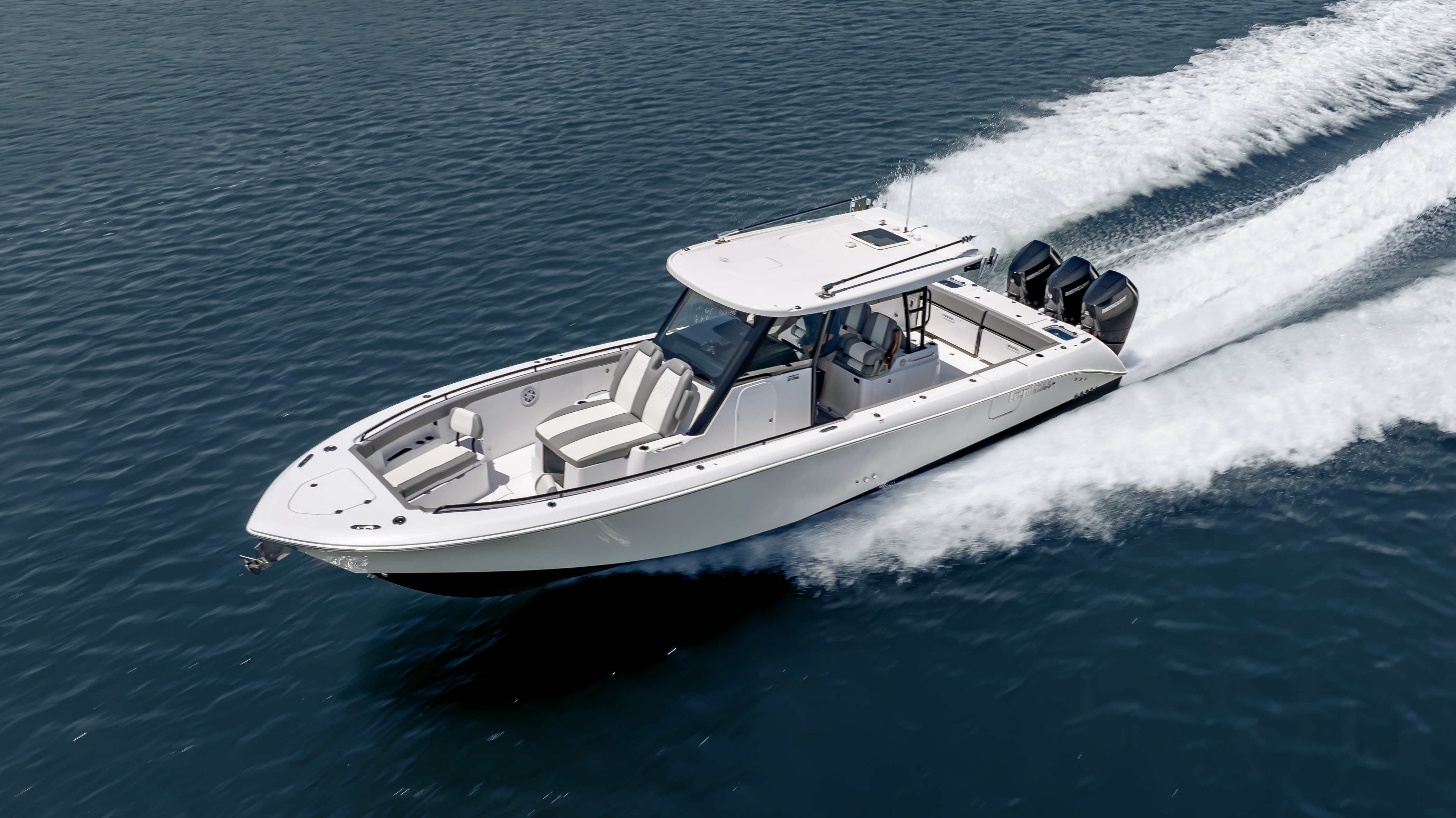2026 Everglades Boats 375CC