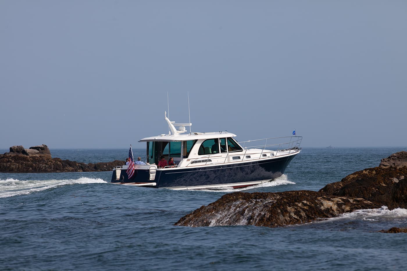 Yacht photo 2