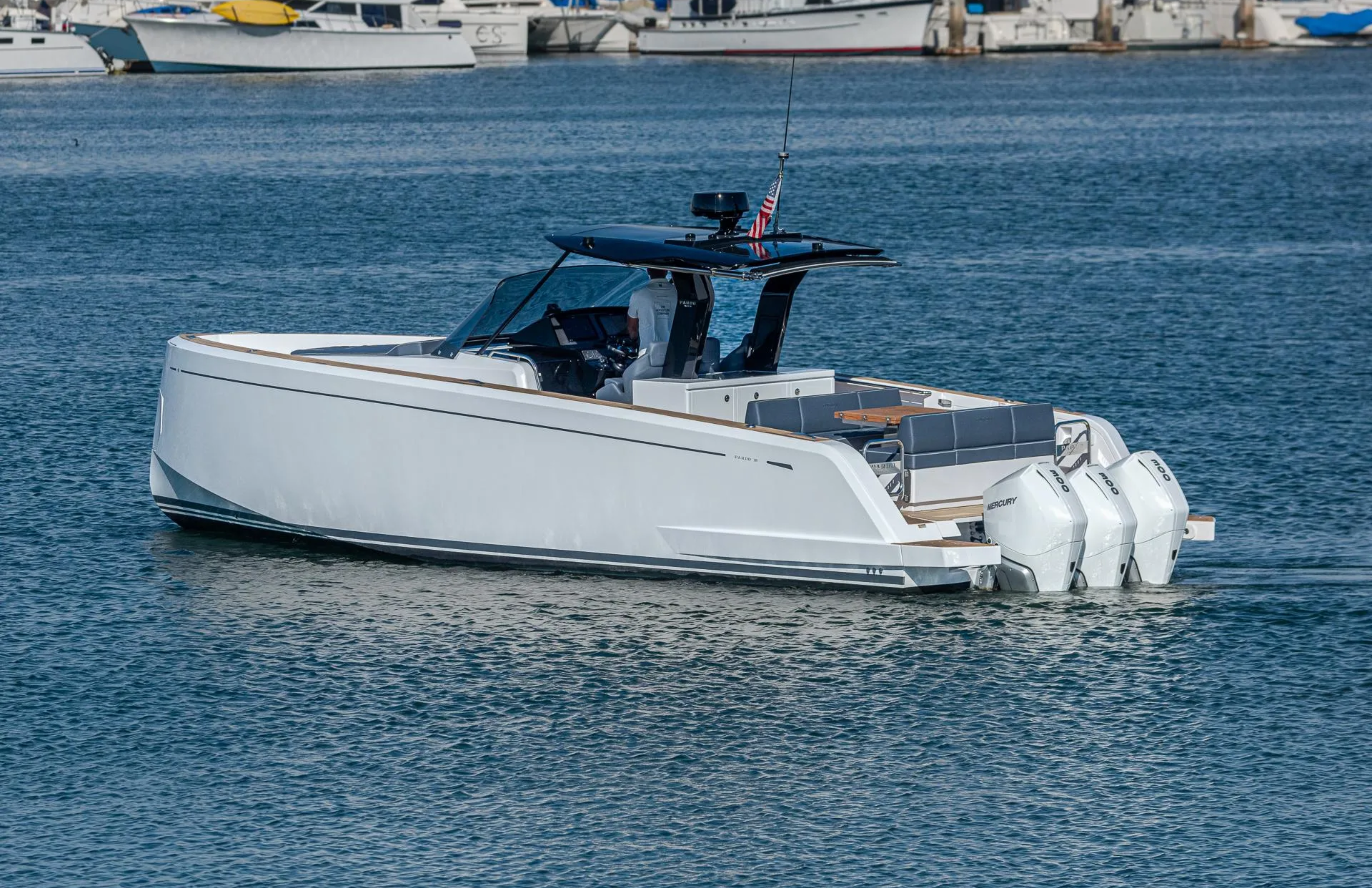 Yacht photo 1