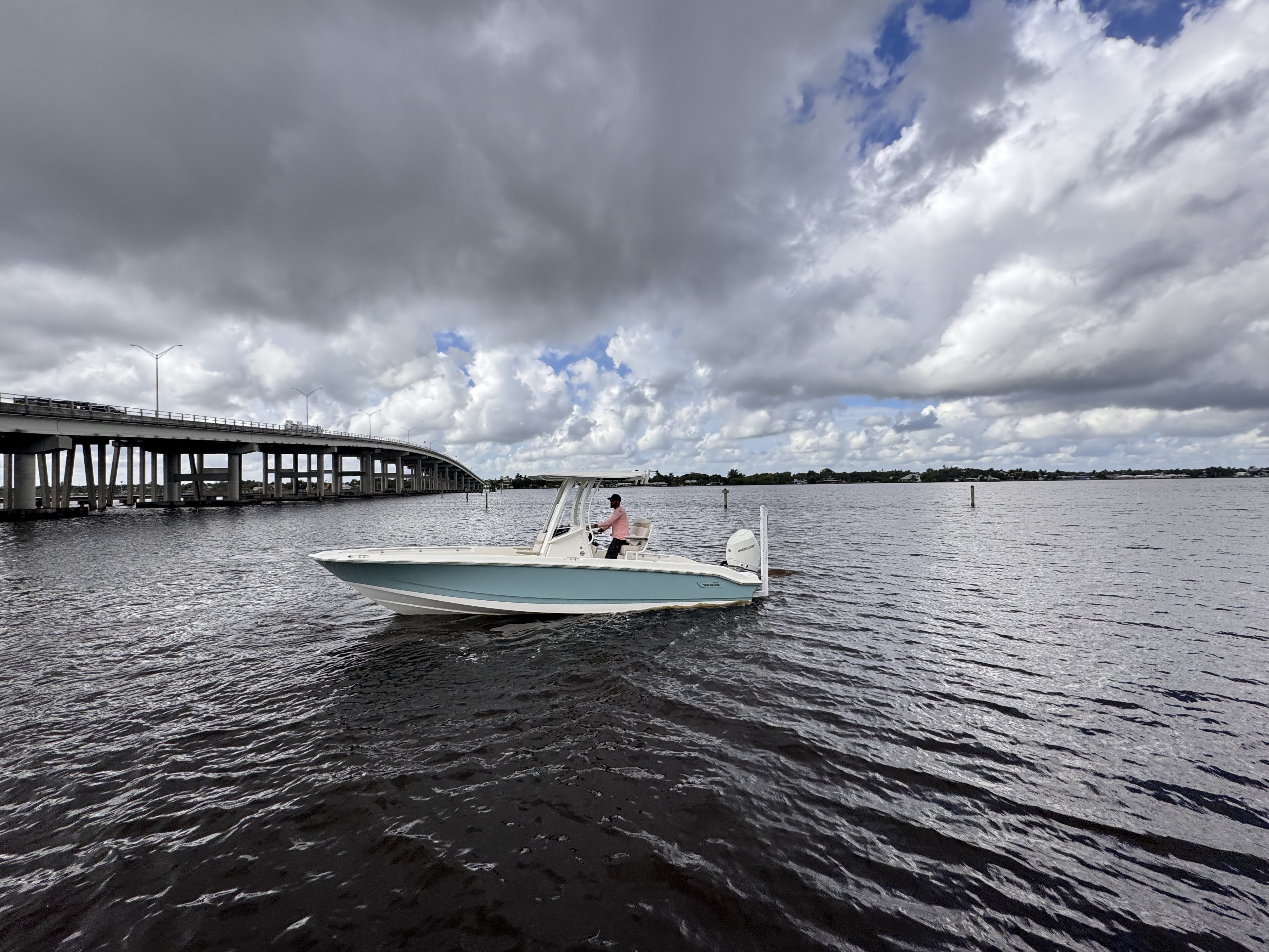 2026 Boston Whaler 250 Dauntless for sale on YachtWay, same model as on display at FLIBS 2026