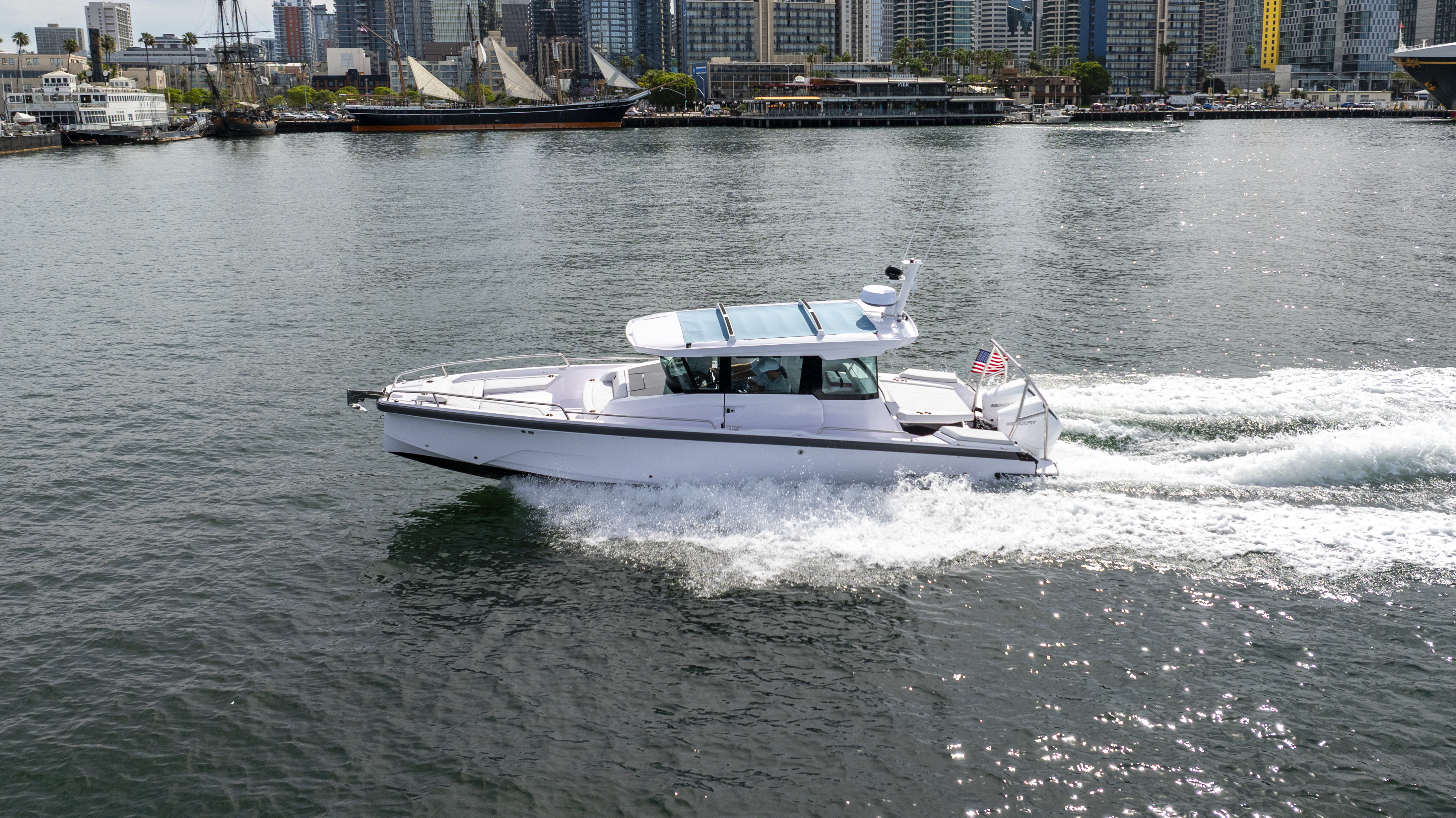 2026 Axopar 29 XC Cross Cabin