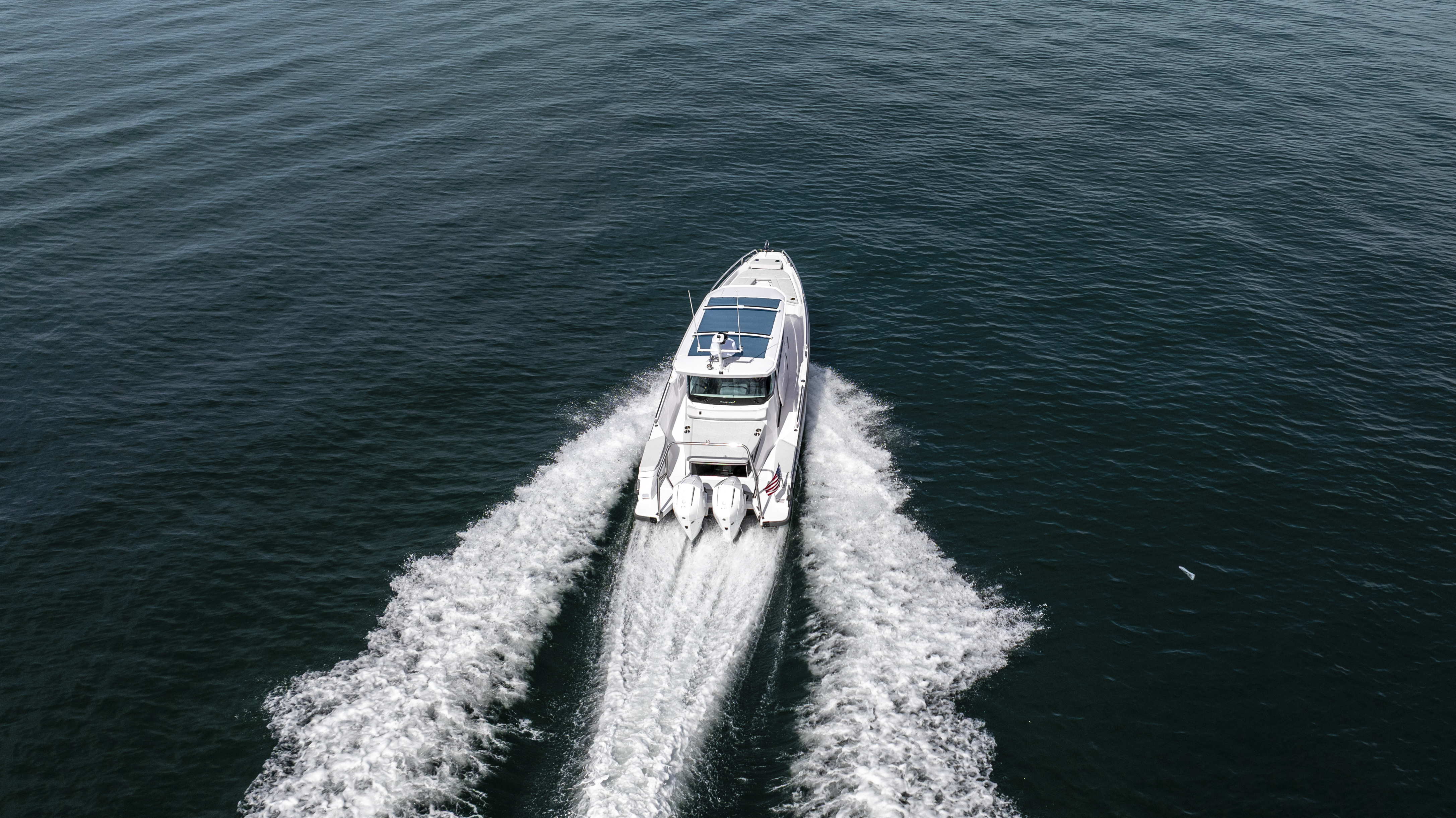 Yacht photo 4