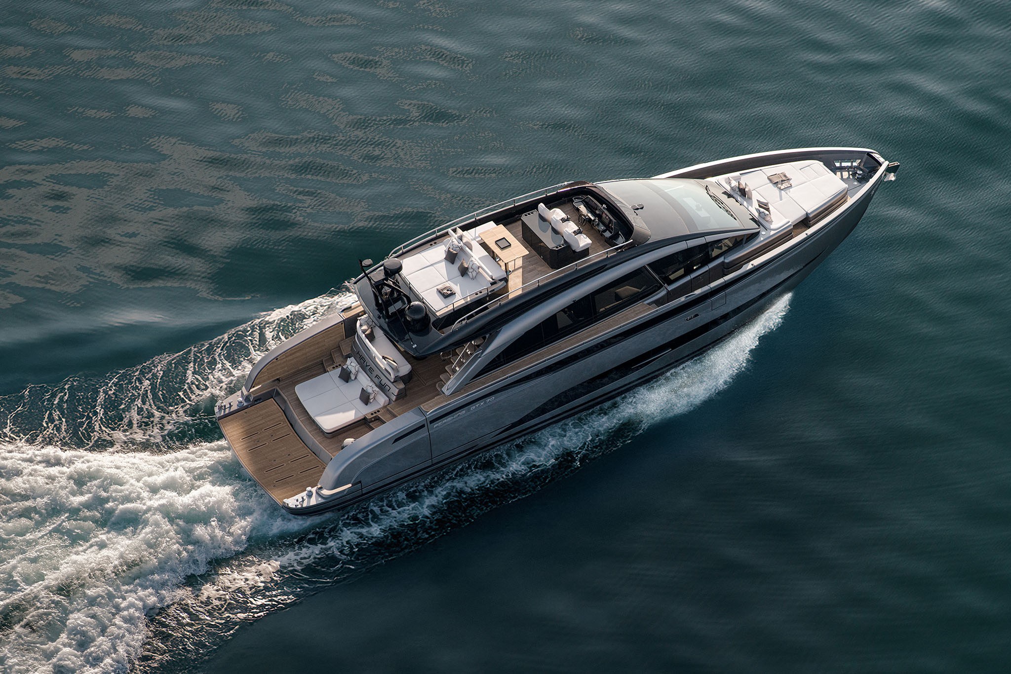 Yacht photo 2